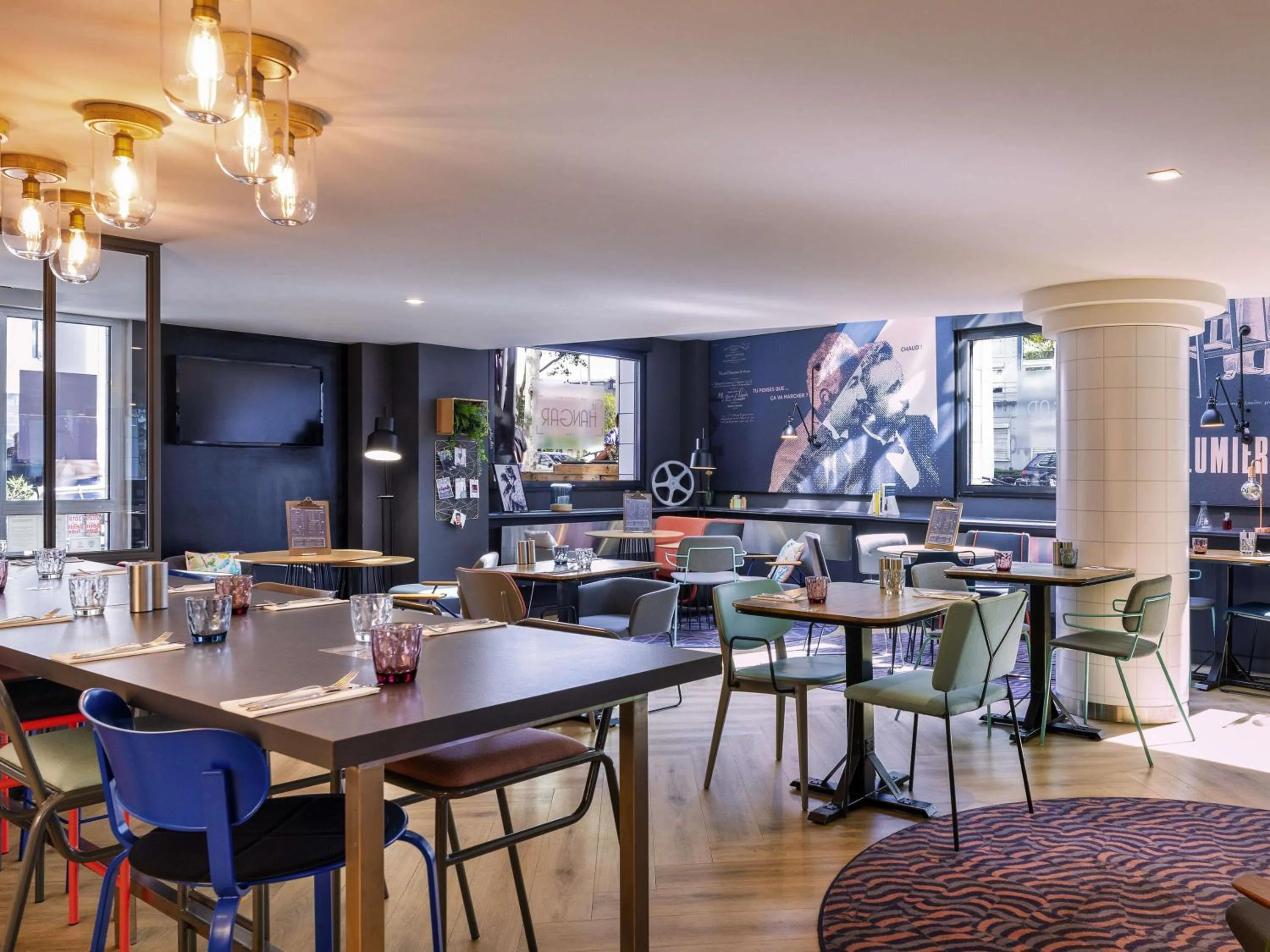 Restaurant/places to eat in Hôtel Mercure Lyon Centre Lumière