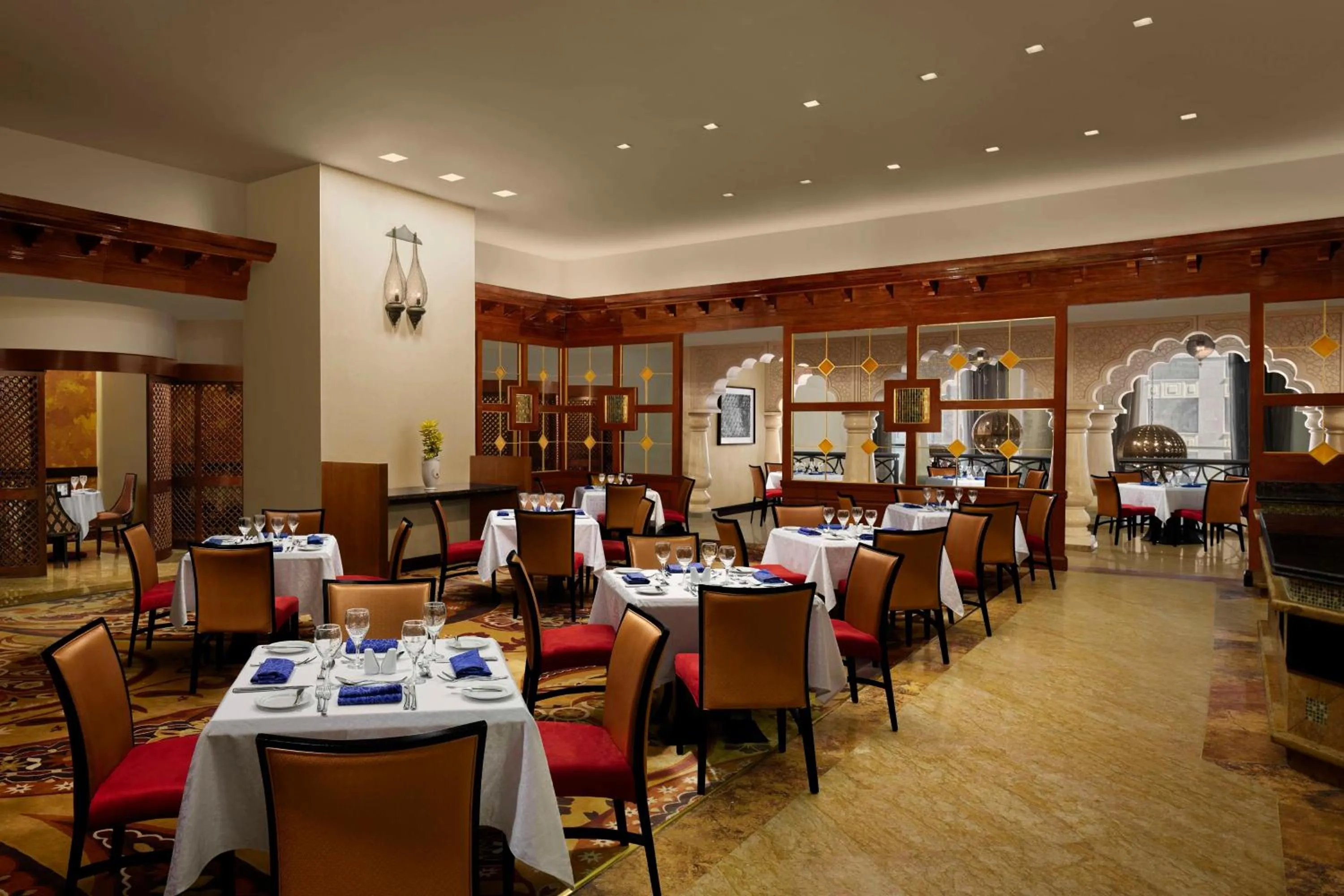 Restaurant/places to eat in Hilton Suites Jabal Omar Makkah