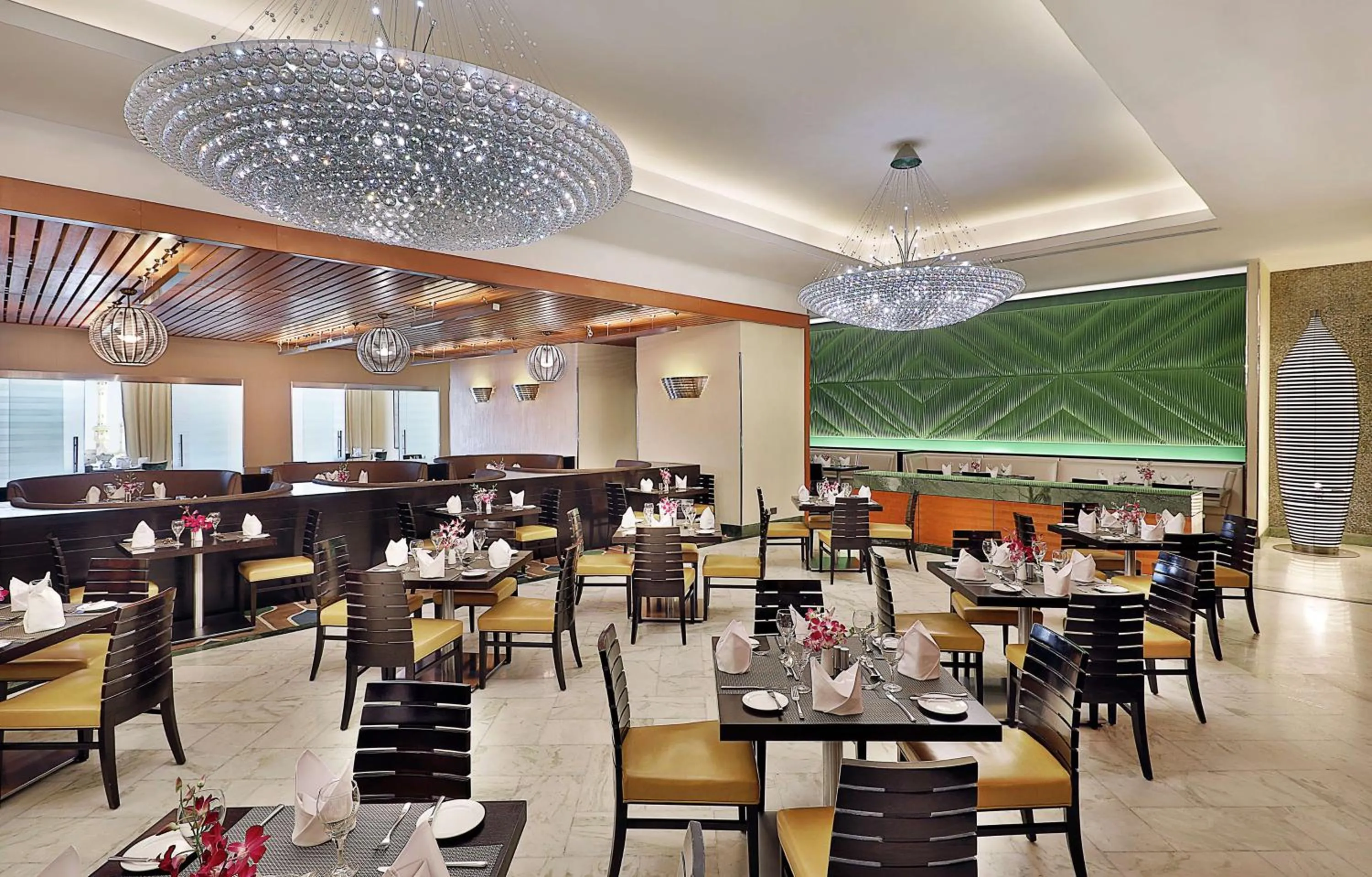Restaurant/places to eat in Hilton Suites Jabal Omar Makkah