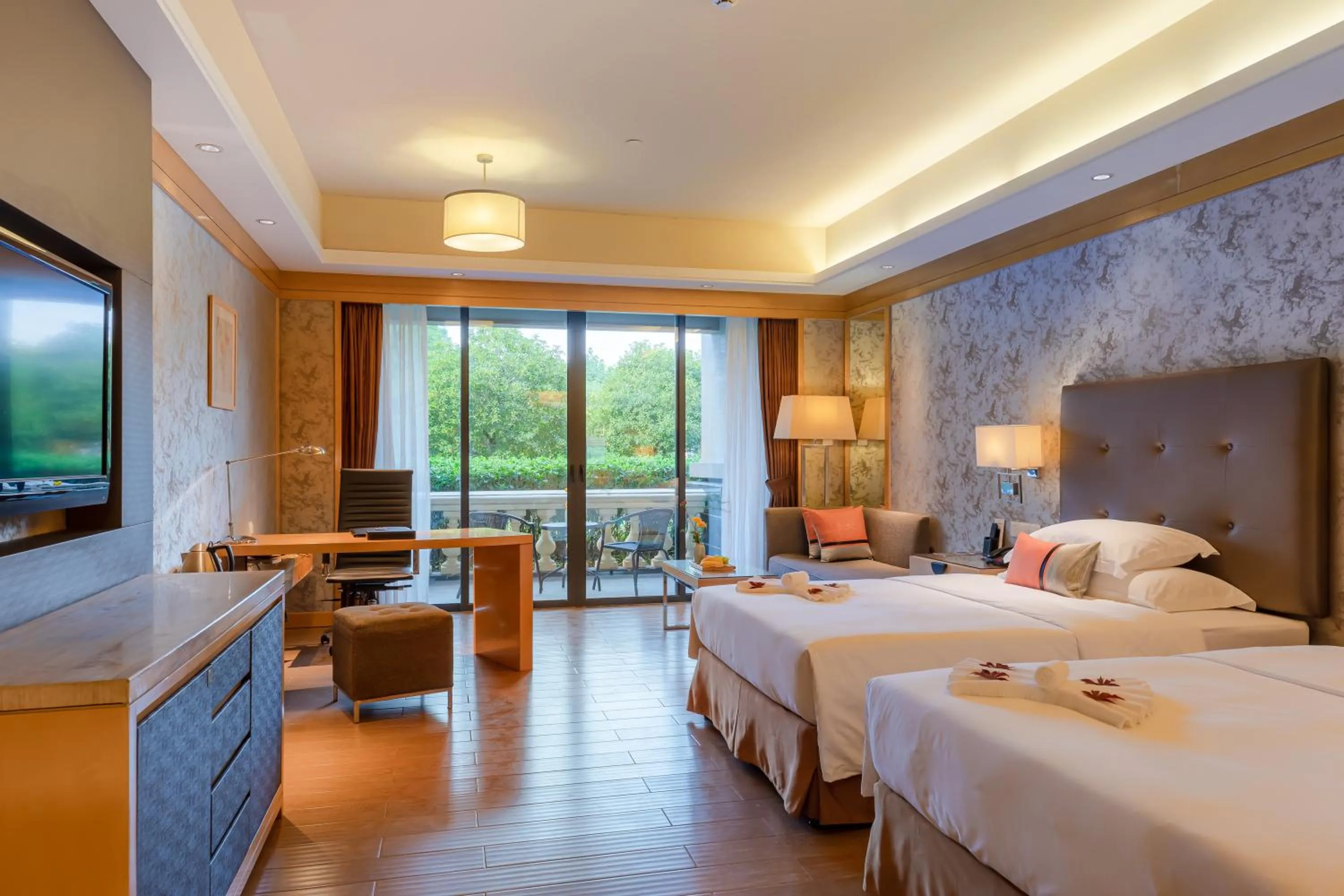 Bed in Your World International Conference Centre Hotel