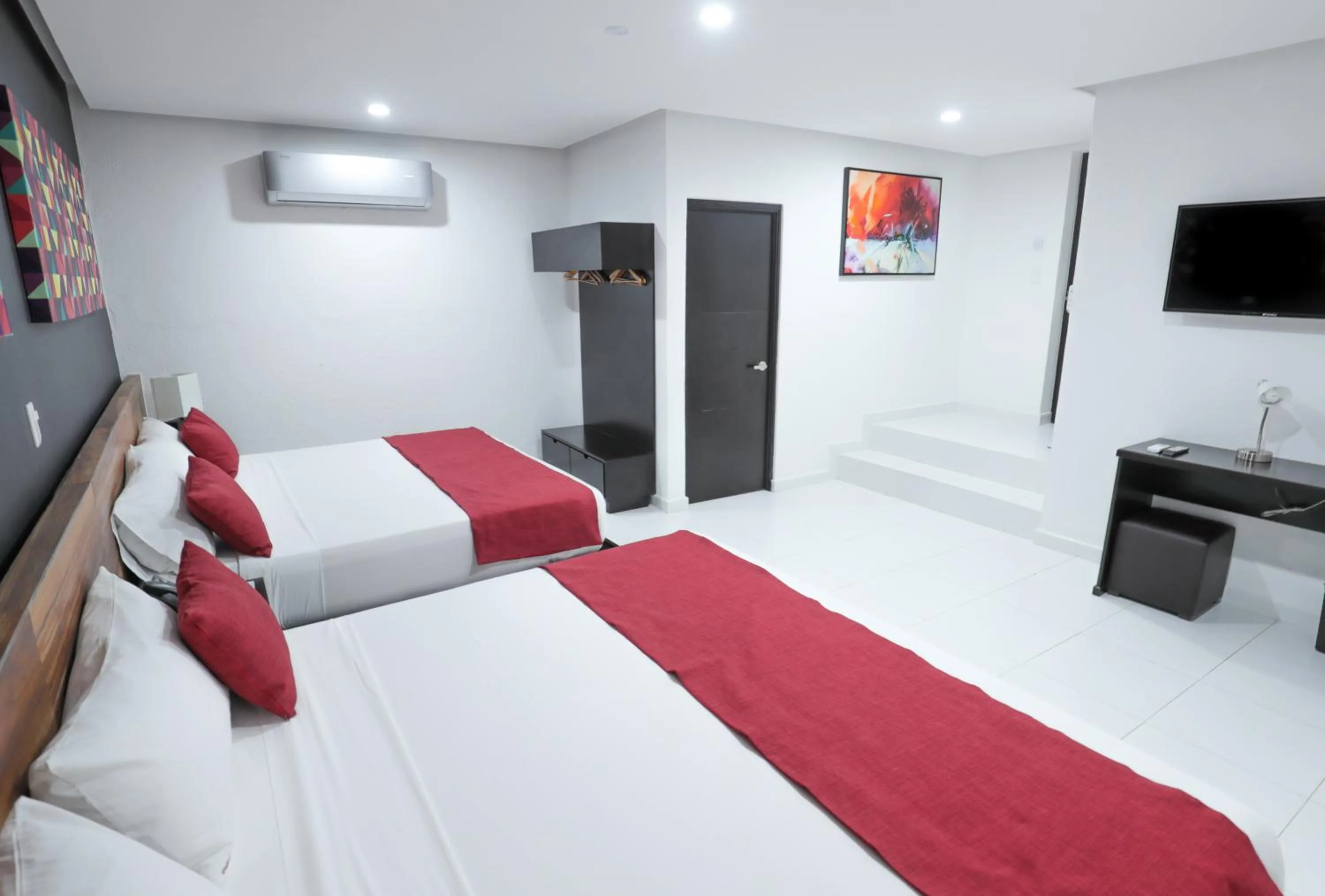 Photo of the whole room, Bed in Hotel Dwana