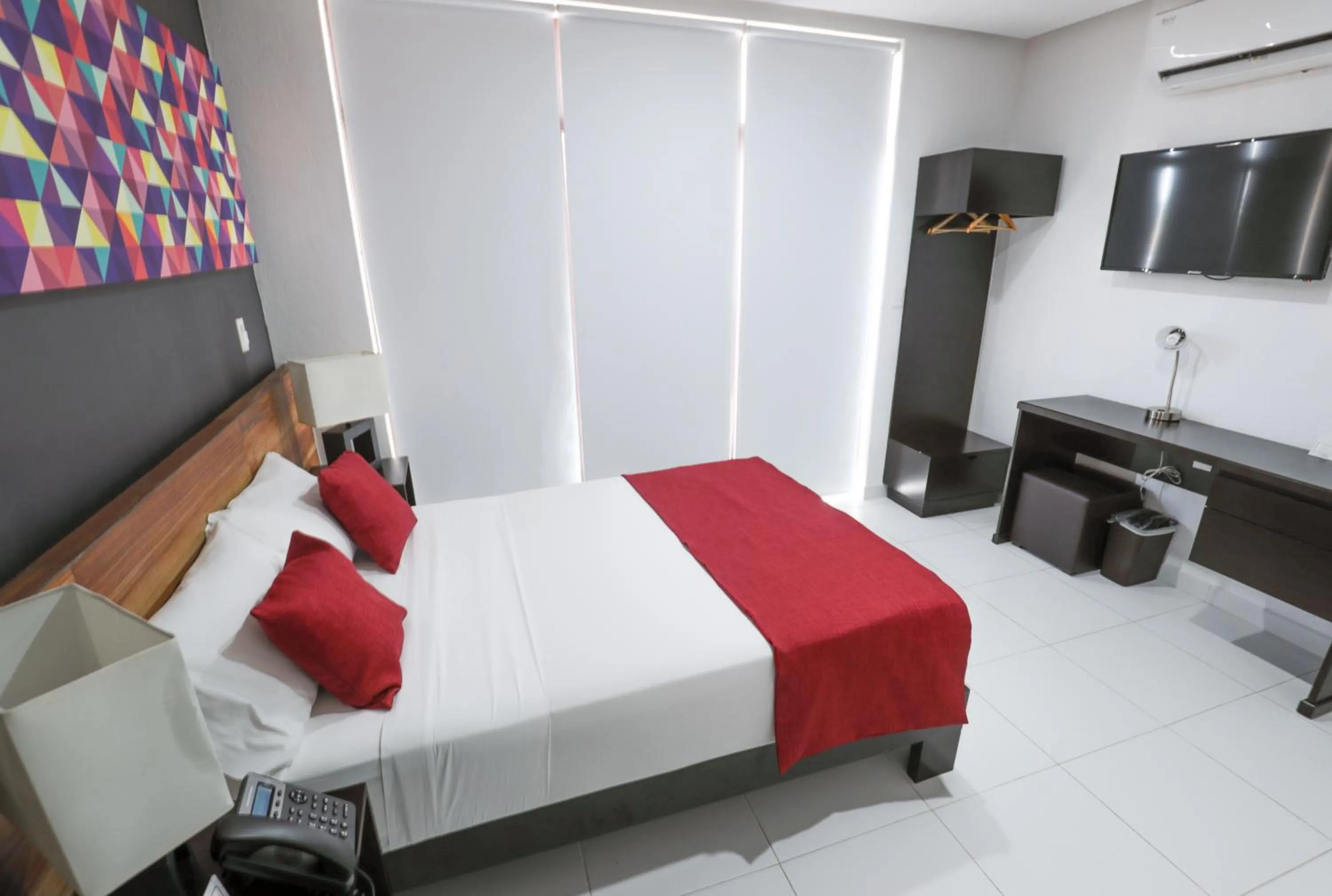 Photo of the whole room, Bed in Hotel Dwana