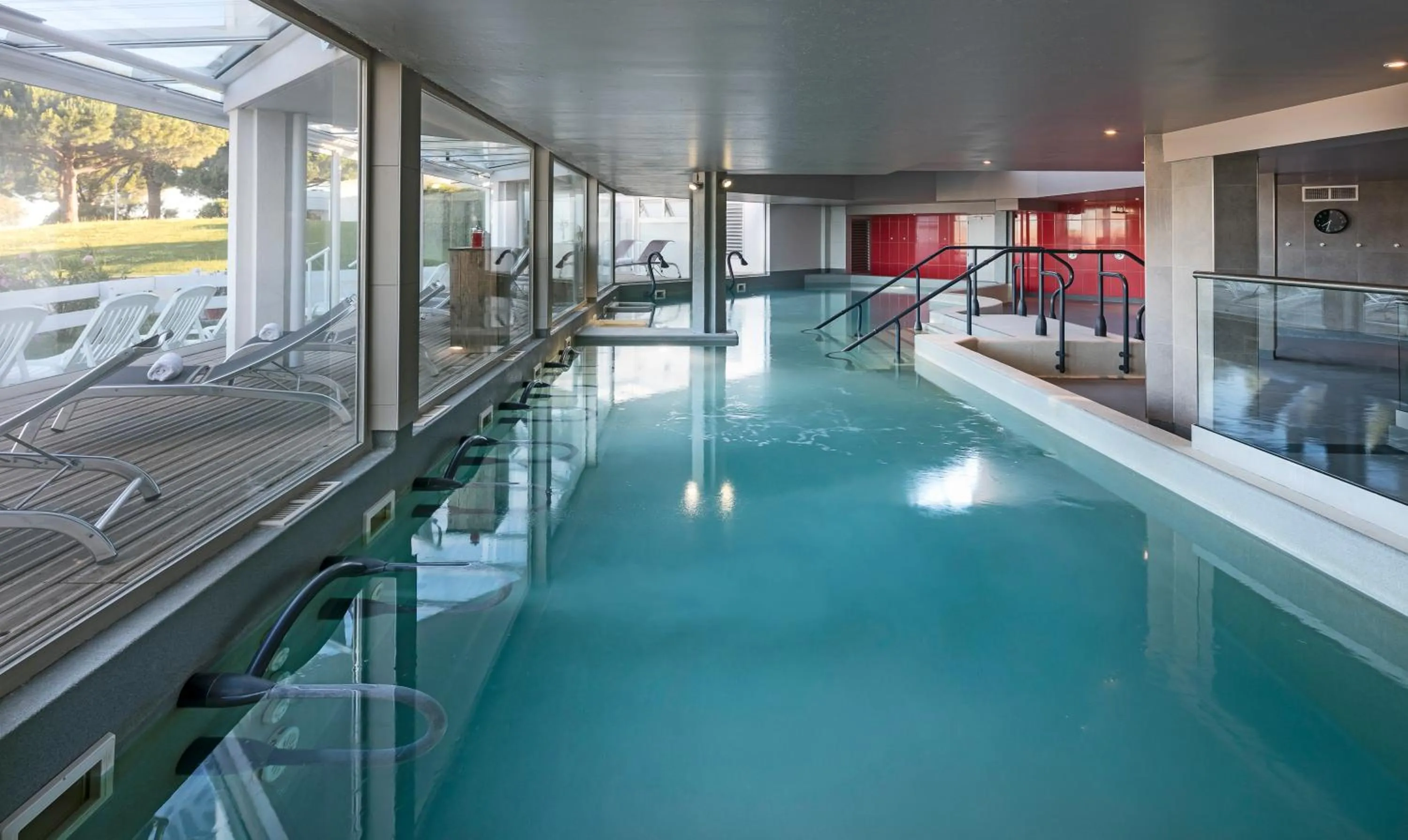 People in Thalazur Port-Camargue - Hotel & Spa