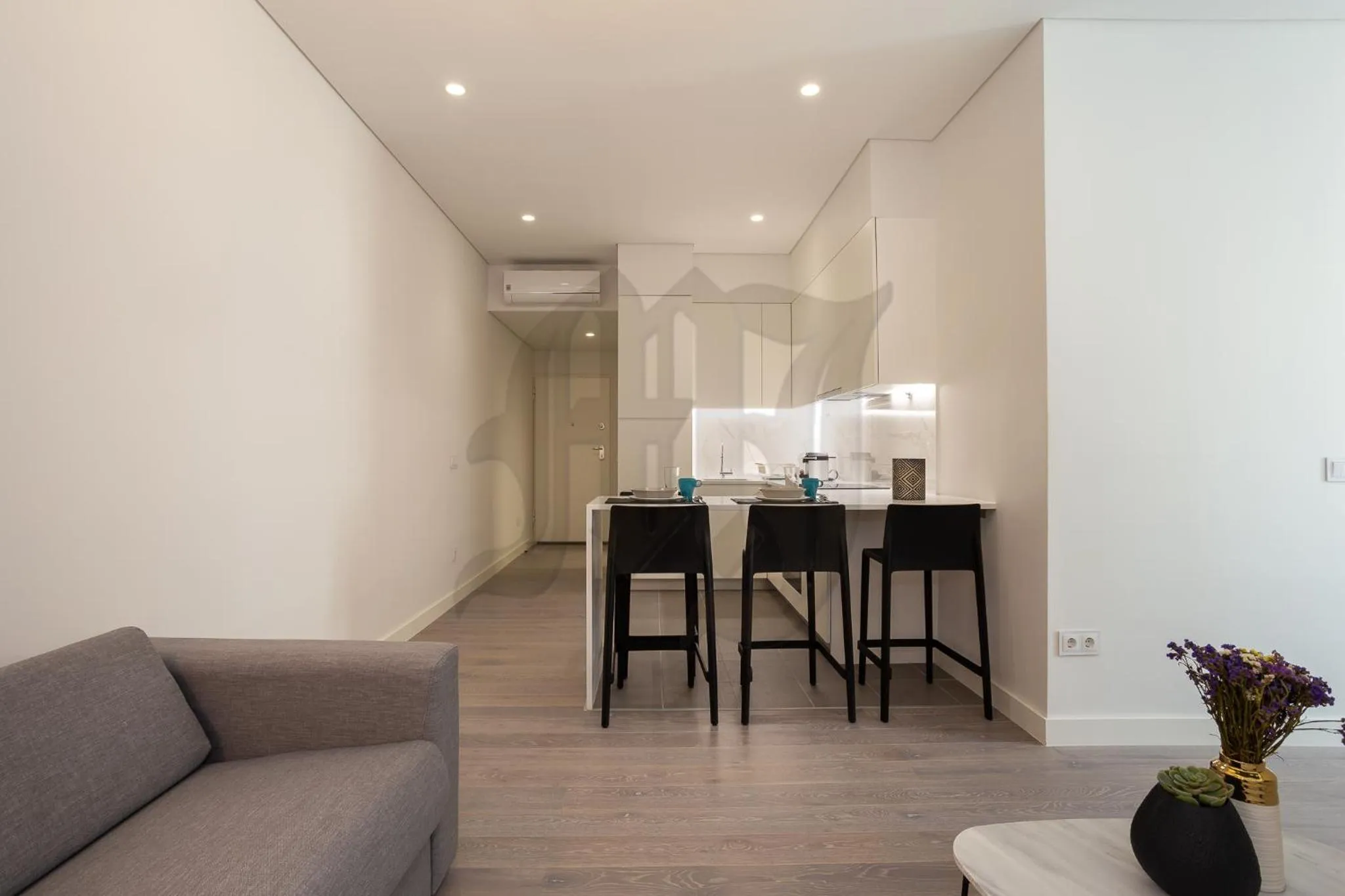 Kitchen or kitchenette in Morgan-Jupiter Apartments