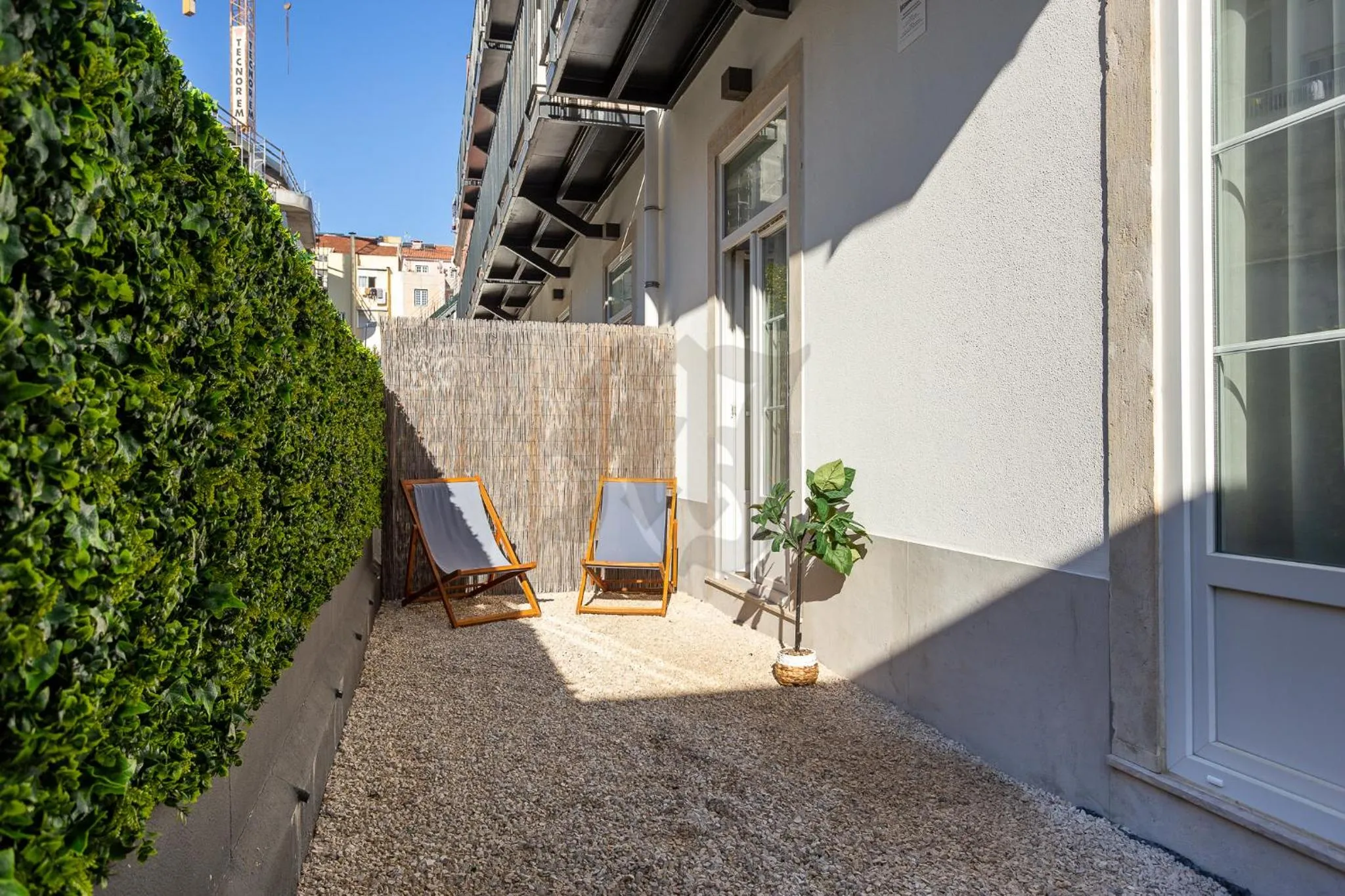 Garden in Morgan-Jupiter Apartments