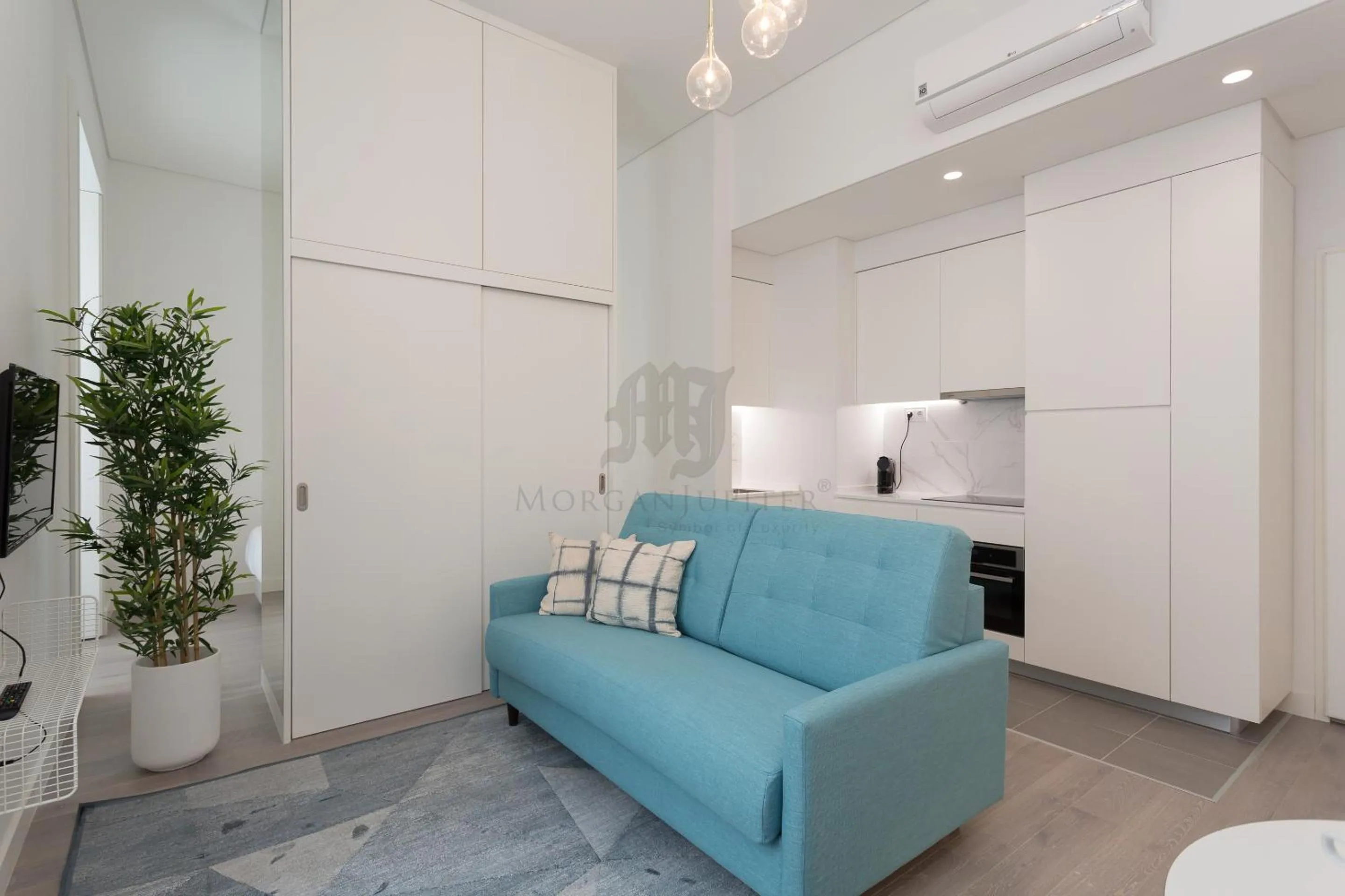 Kitchen or kitchenette in Morgan-Jupiter Apartments