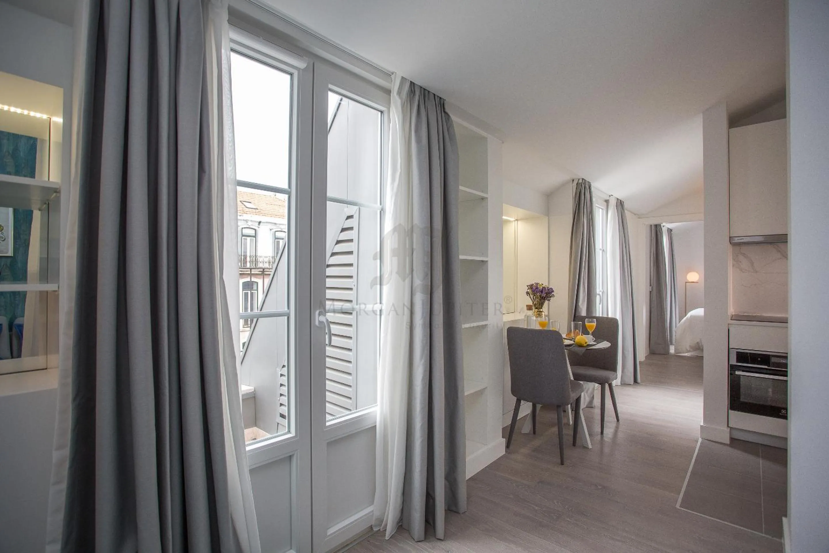 Kitchen or kitchenette in Morgan-Jupiter Apartments