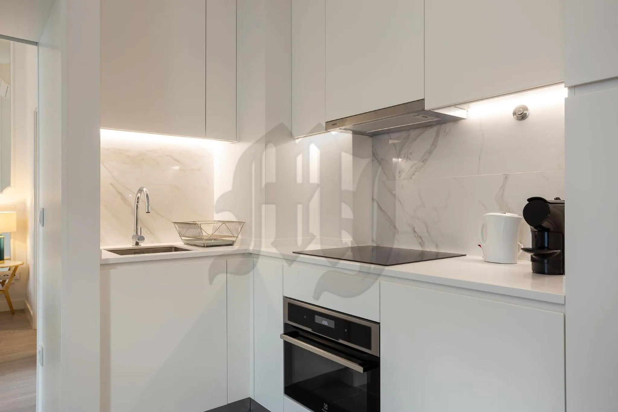 Kitchen or kitchenette in Morgan-Jupiter Apartments