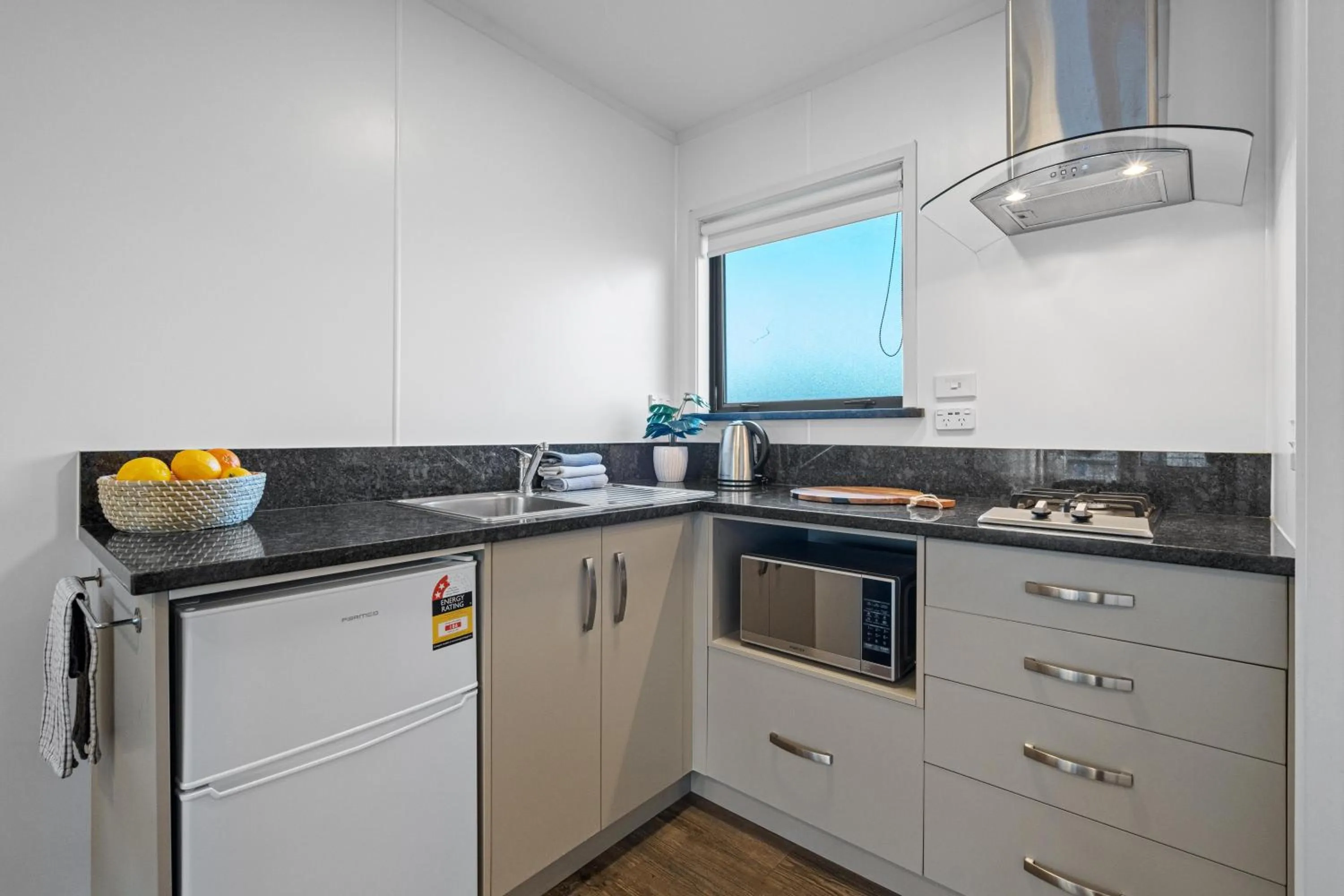 Kitchen or kitchenette in Tasman Holiday Parks - Rotorua