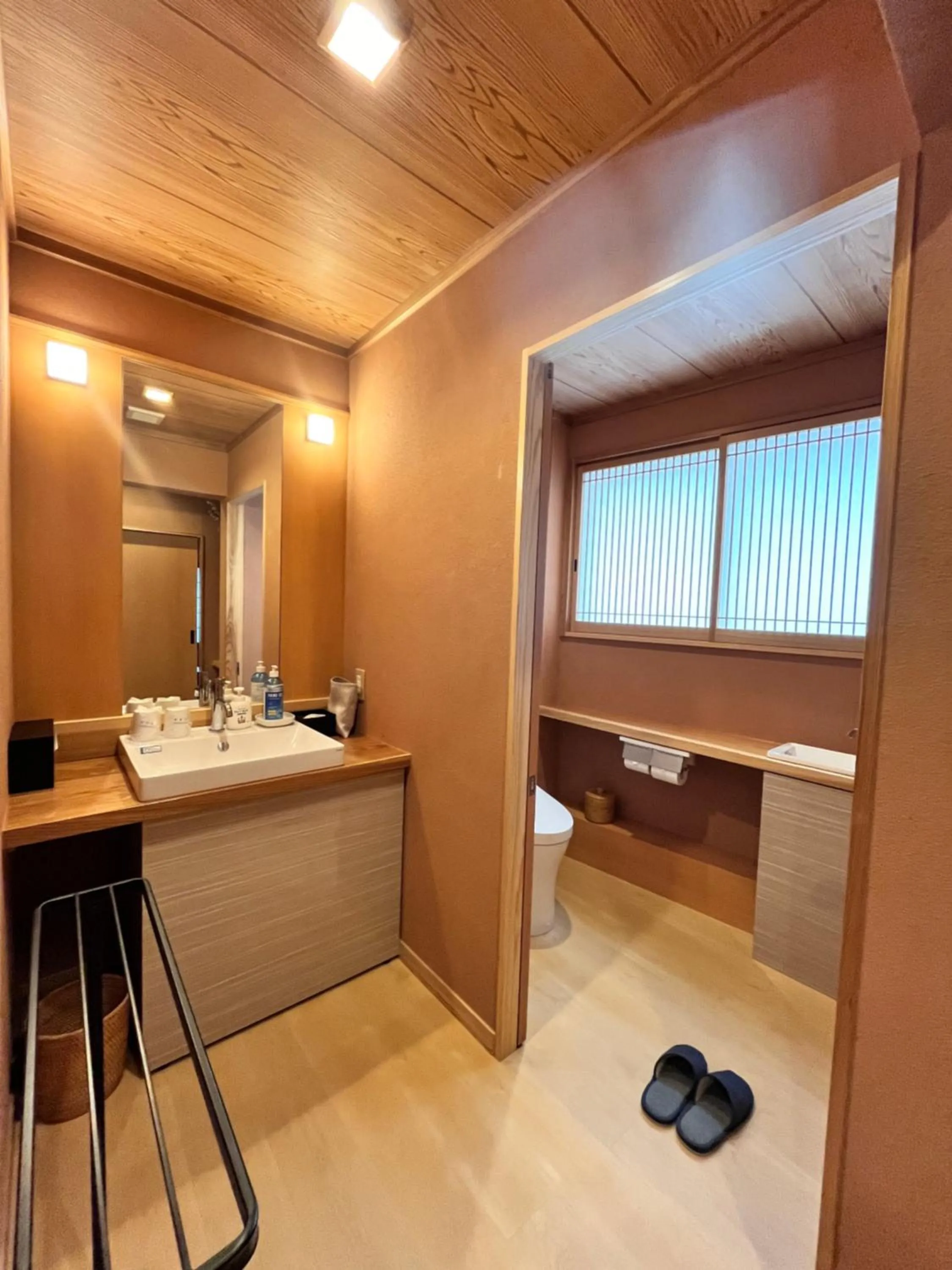 Toilet in Ryokan Kiraku