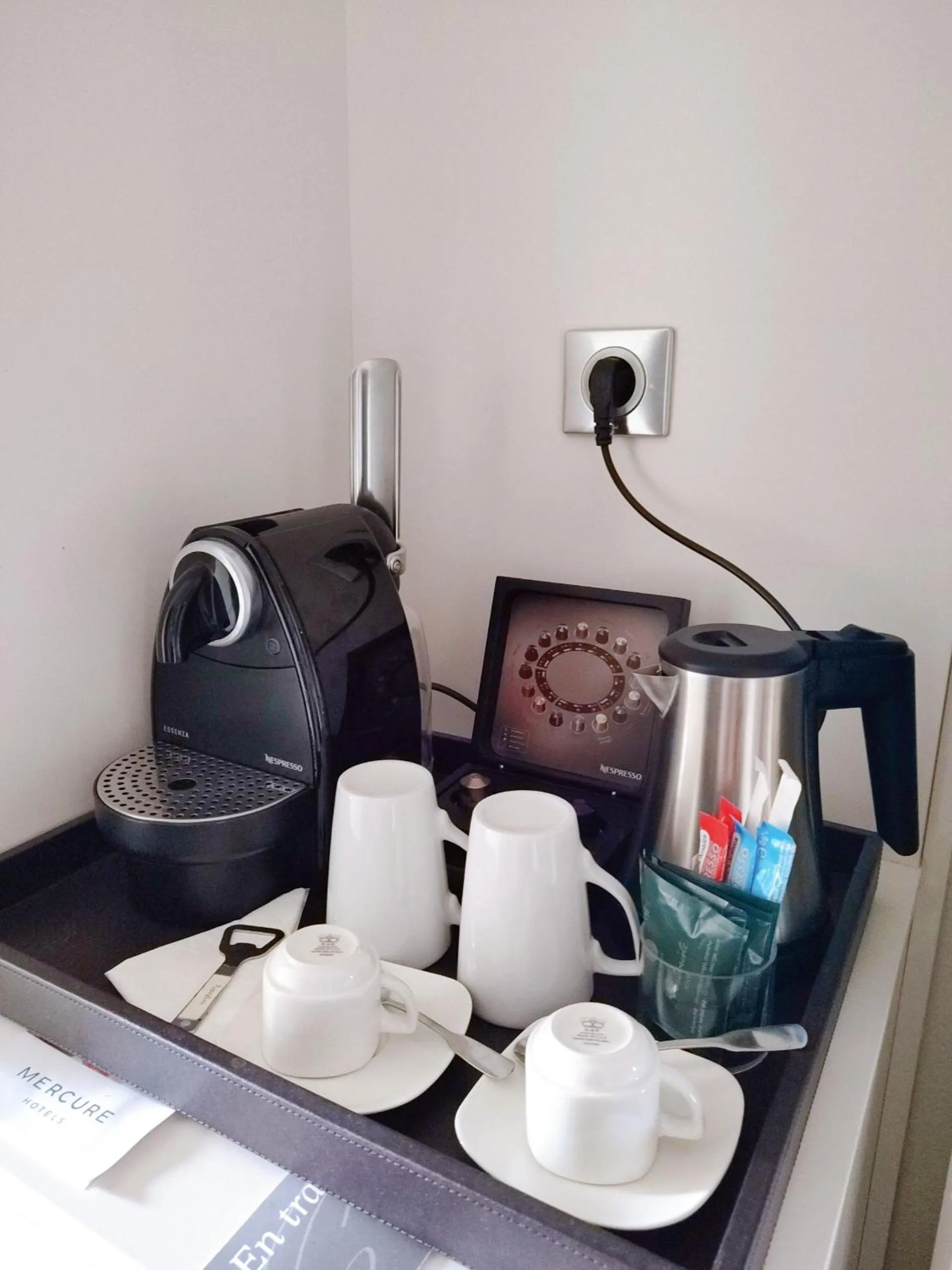 Coffee/tea facilities, Bed in Mercure Bourg En Bresse