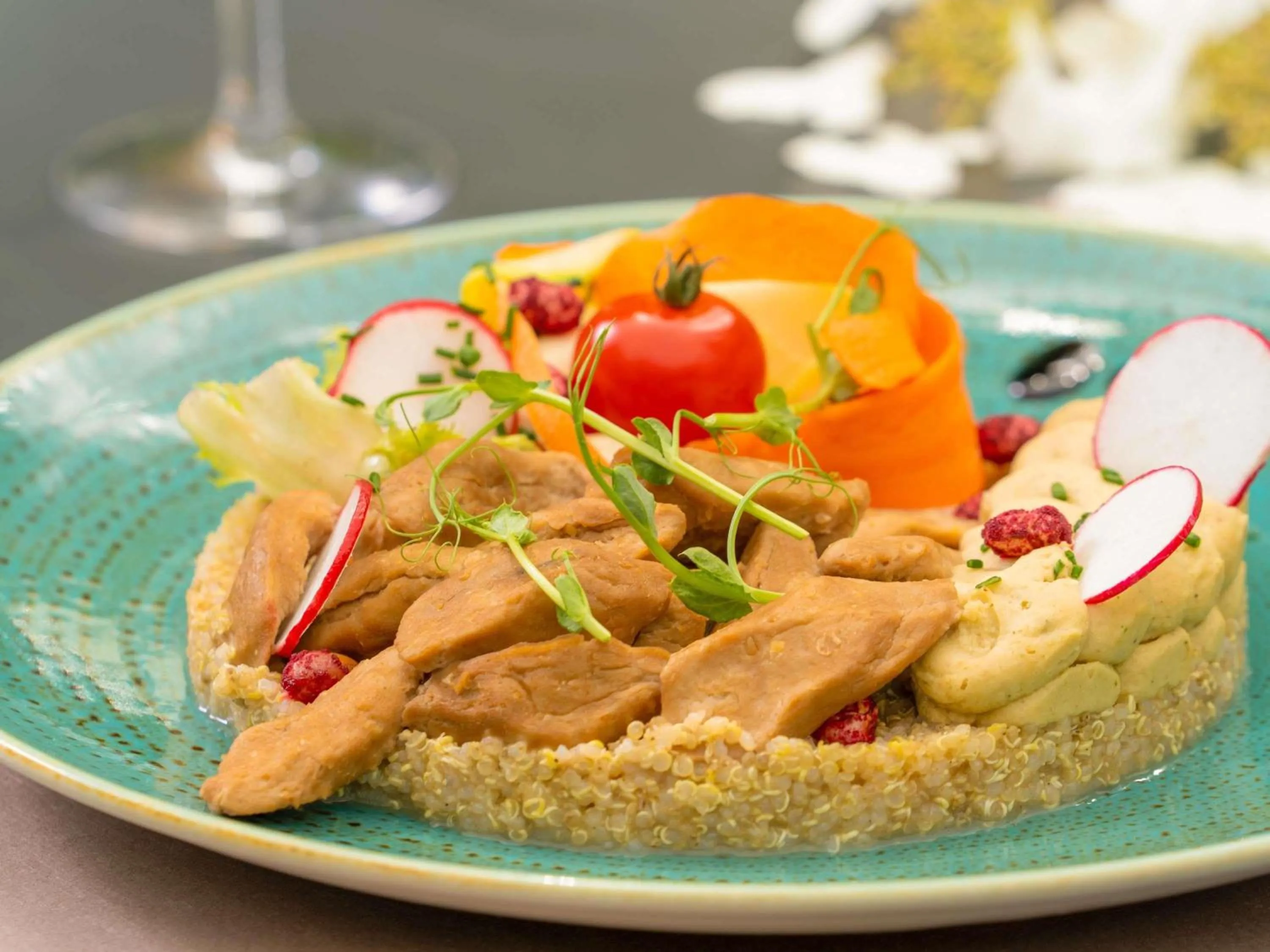 Lounge or bar in Mercure Bourg En Bresse