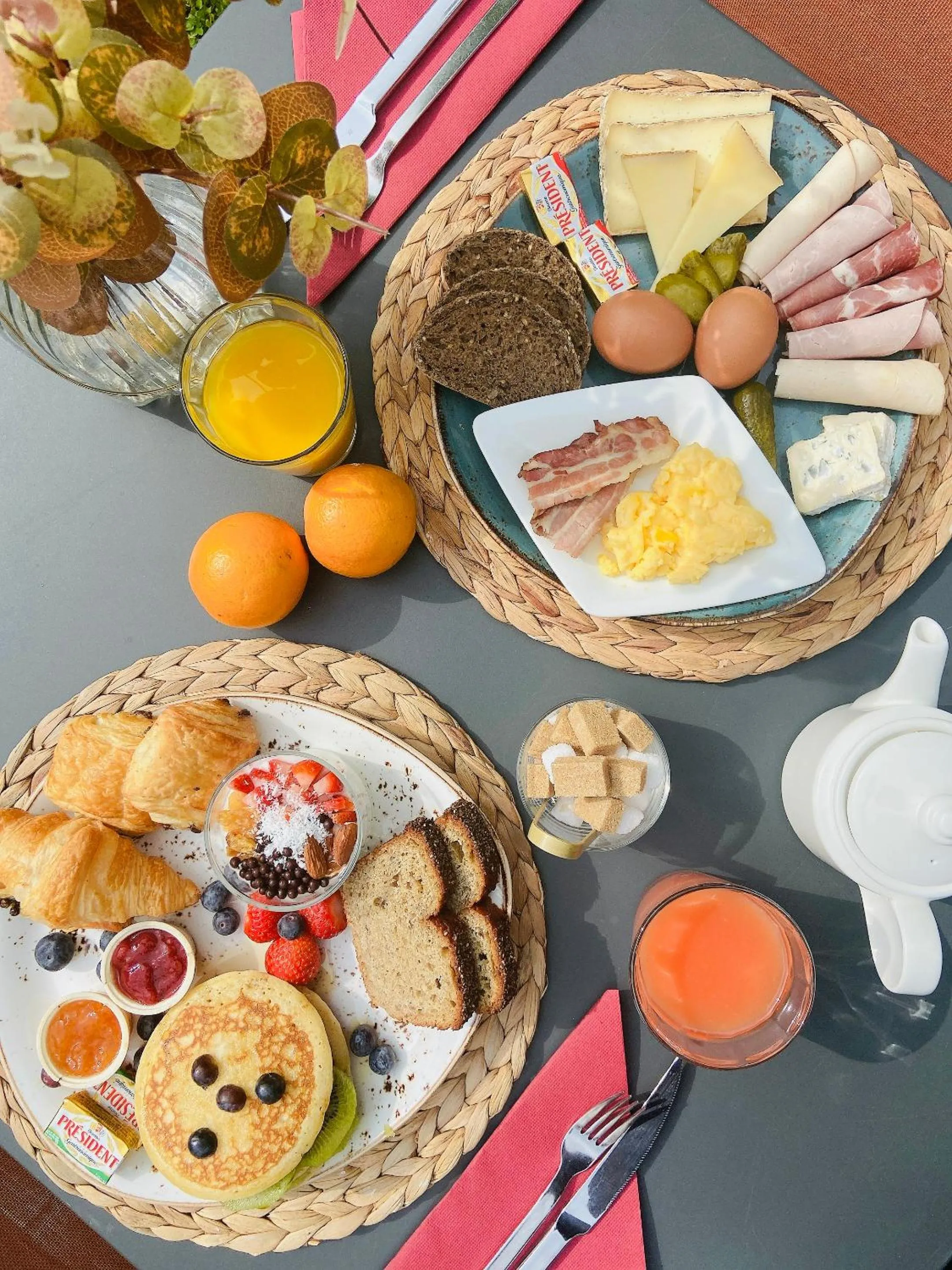 Continental breakfast in Mercure Bourg En Bresse
