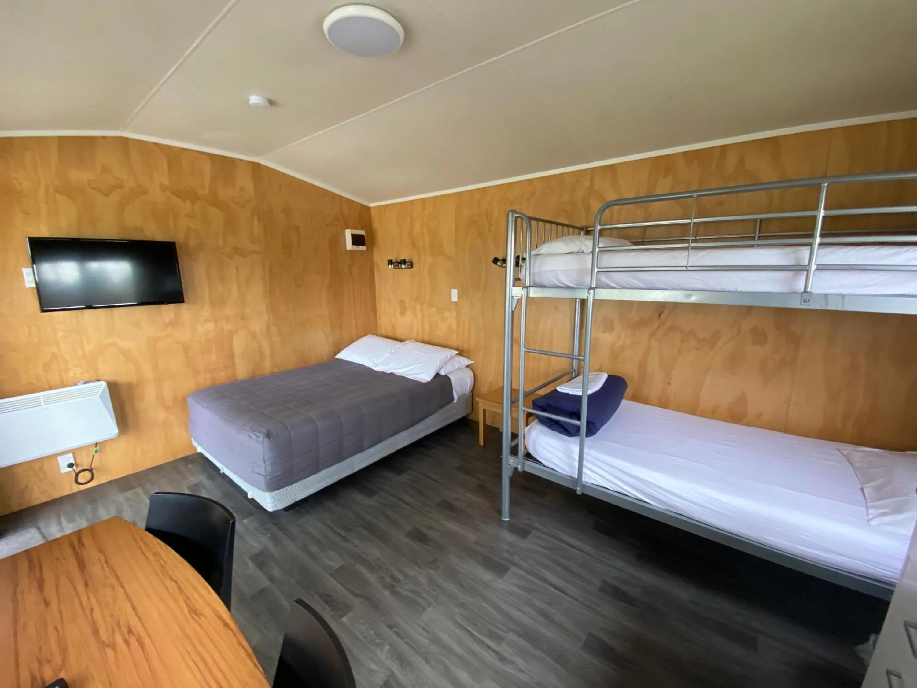 bunk bed, Bed in Rotorua Thermal Holiday Park