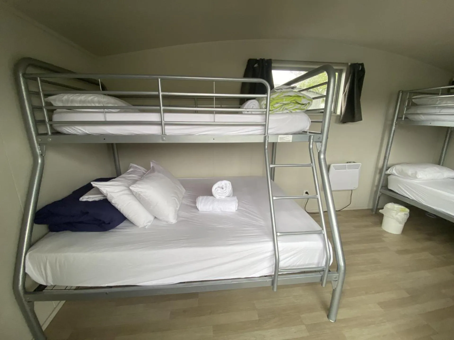 Bed in Rotorua Thermal Holiday Park