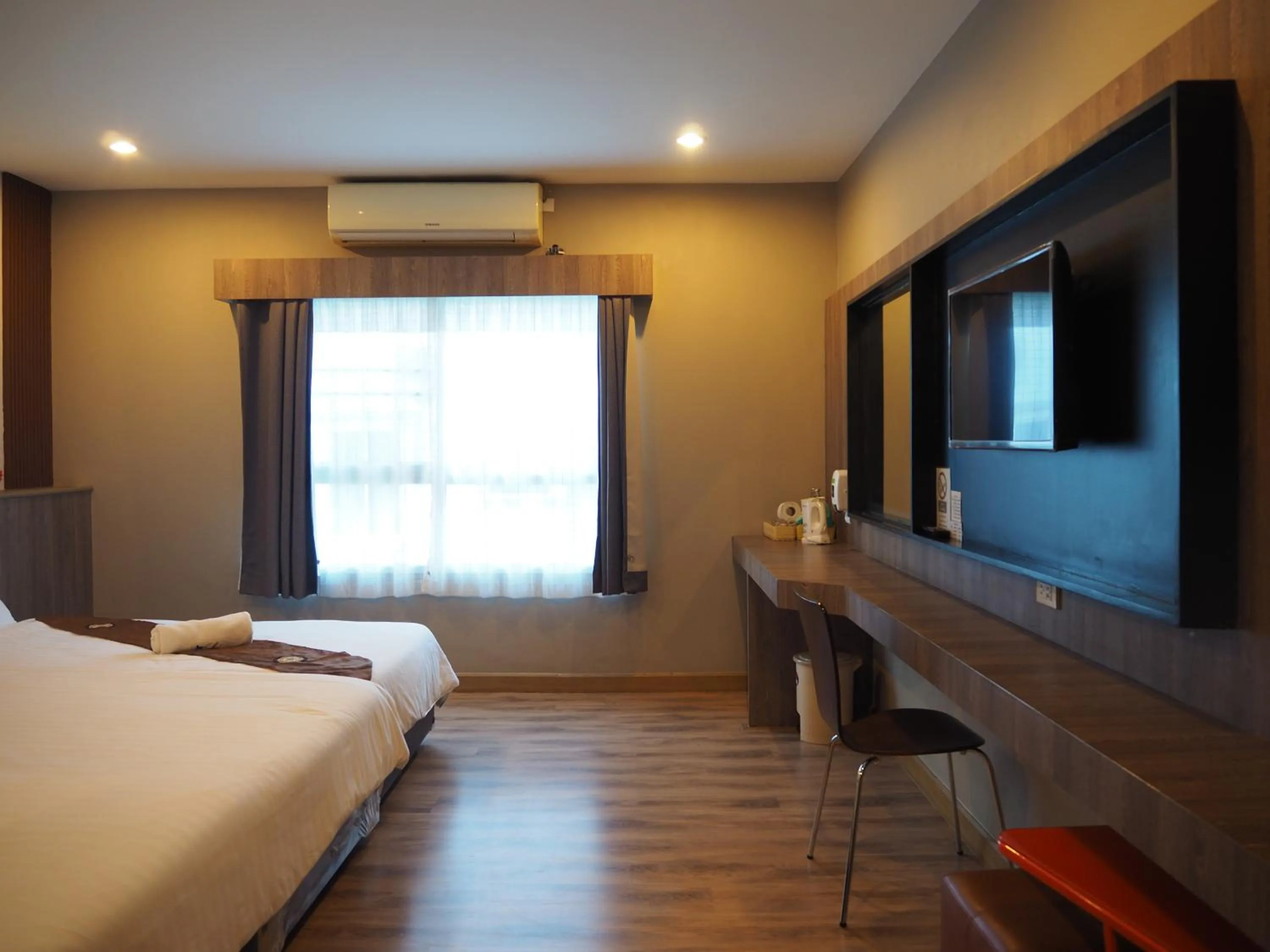 Le Lerts Living Hotel