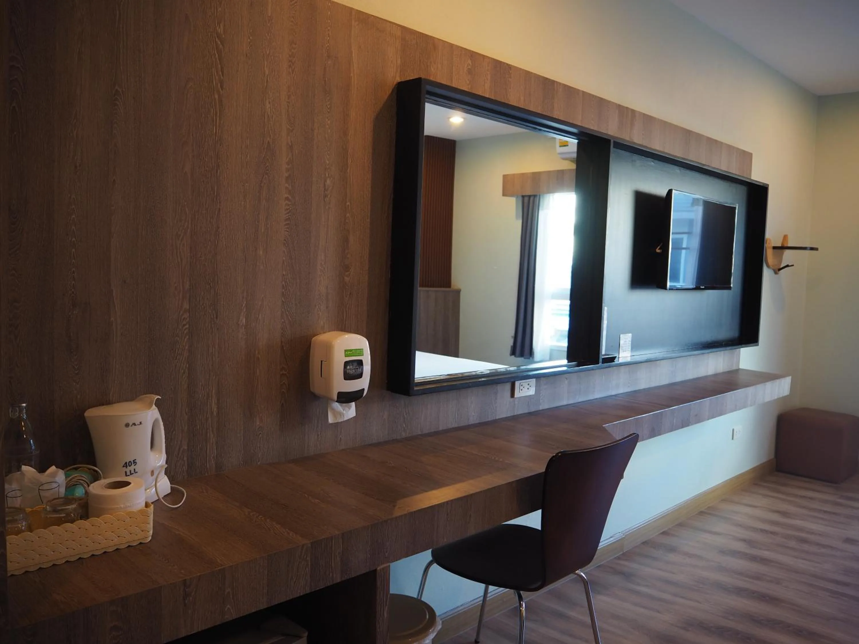 Le Lerts Living Hotel