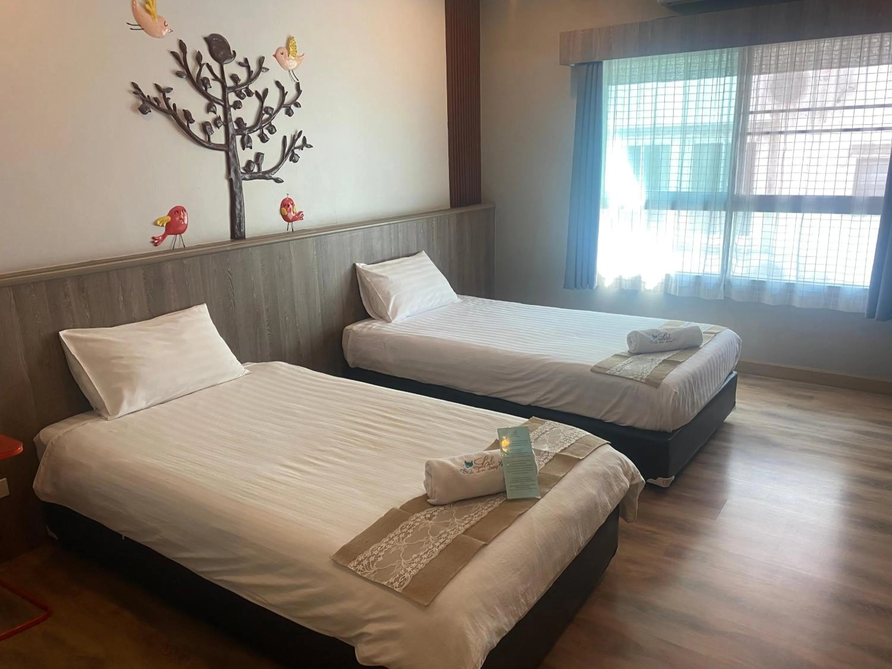 Le Lerts Living Hotel