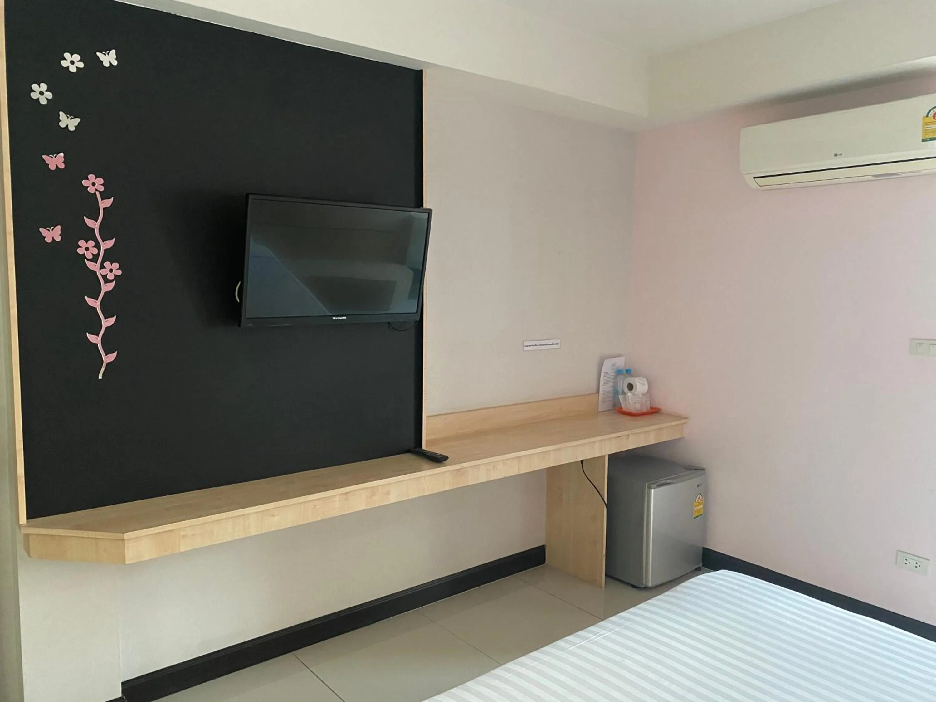 Le Lerts Living Hotel