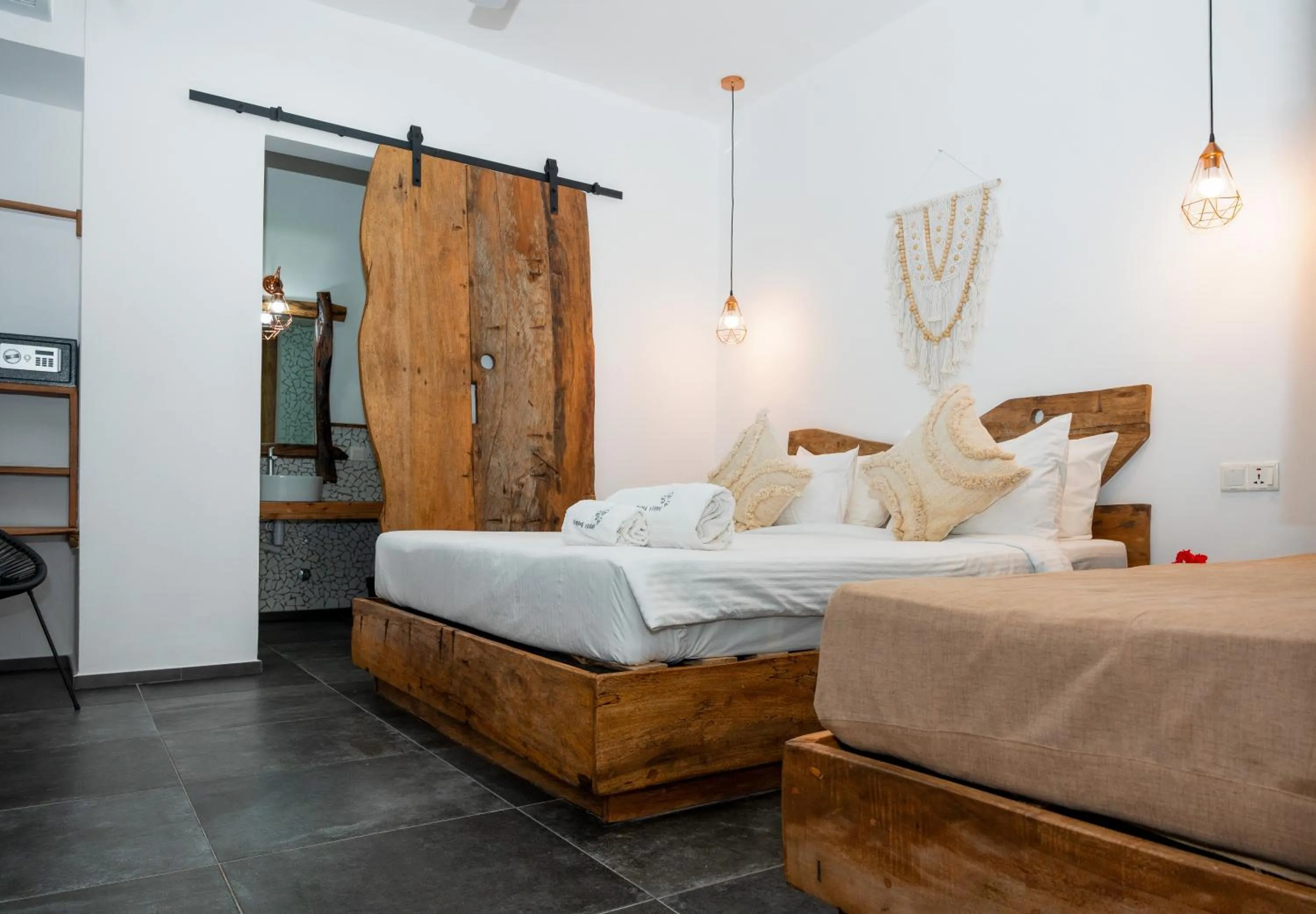 Bedroom, Bed in Opera Hotel