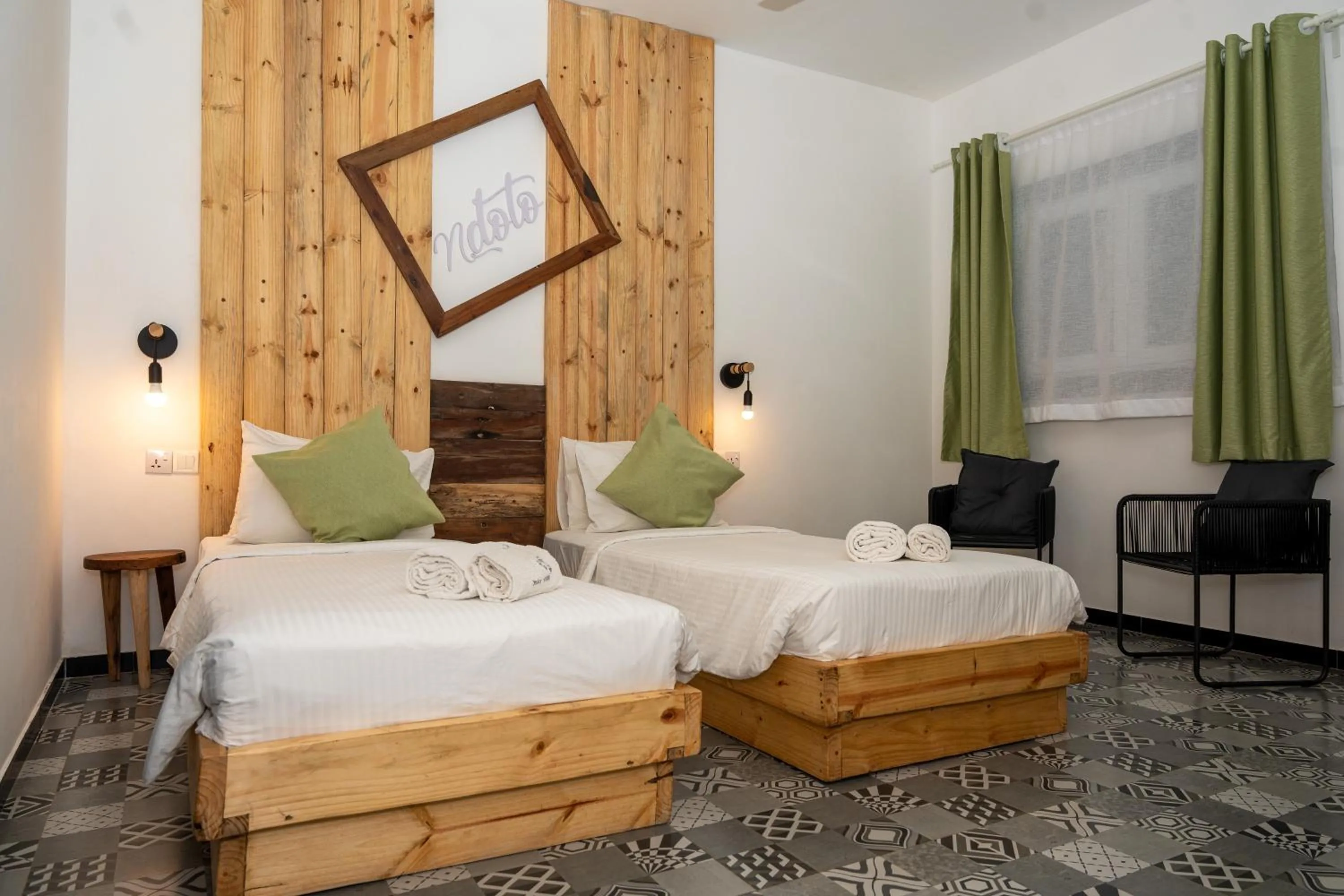 Bedroom, Bed in Opera Hotel