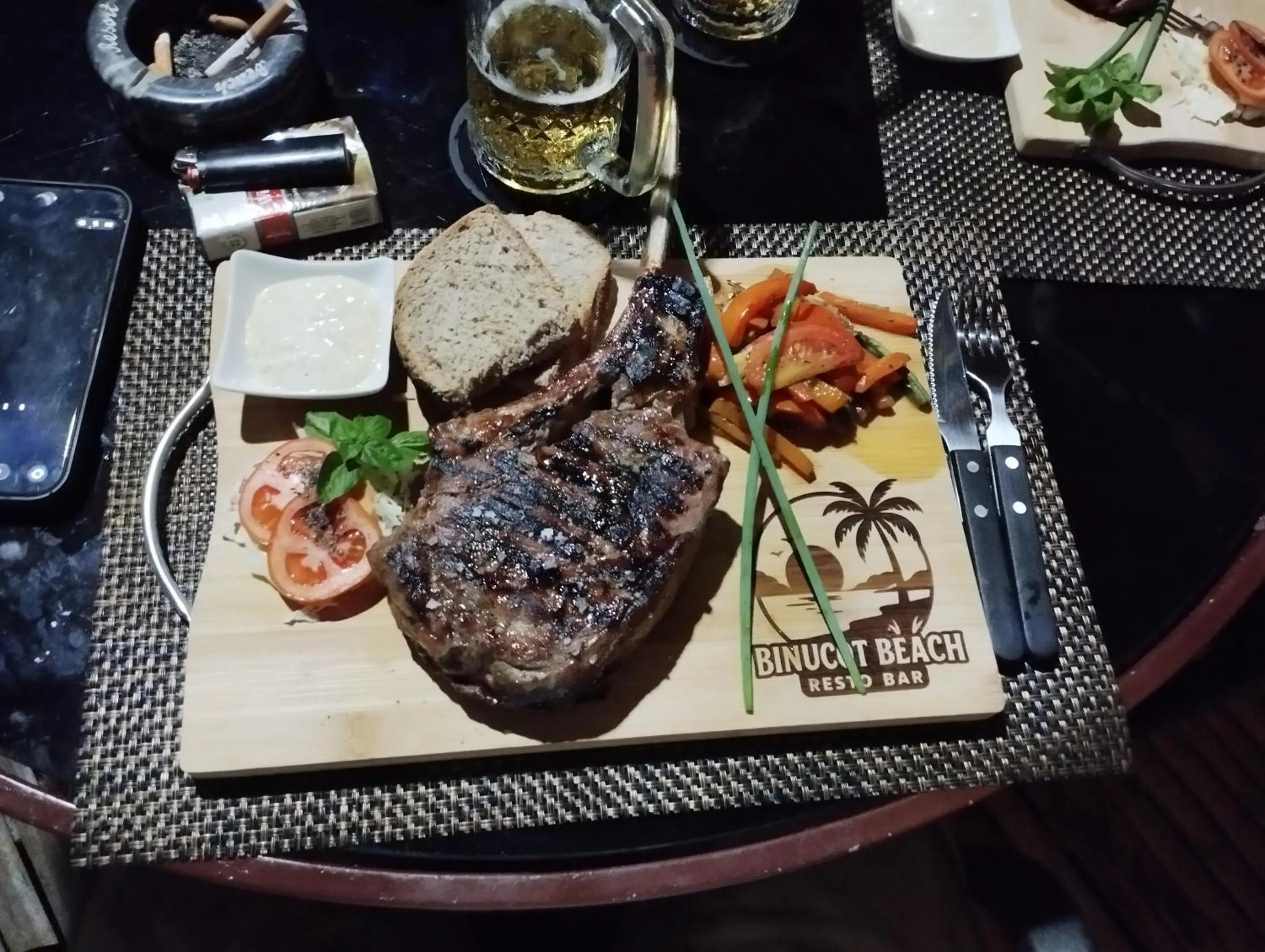 Food and drinks in Binucot Beach Resort