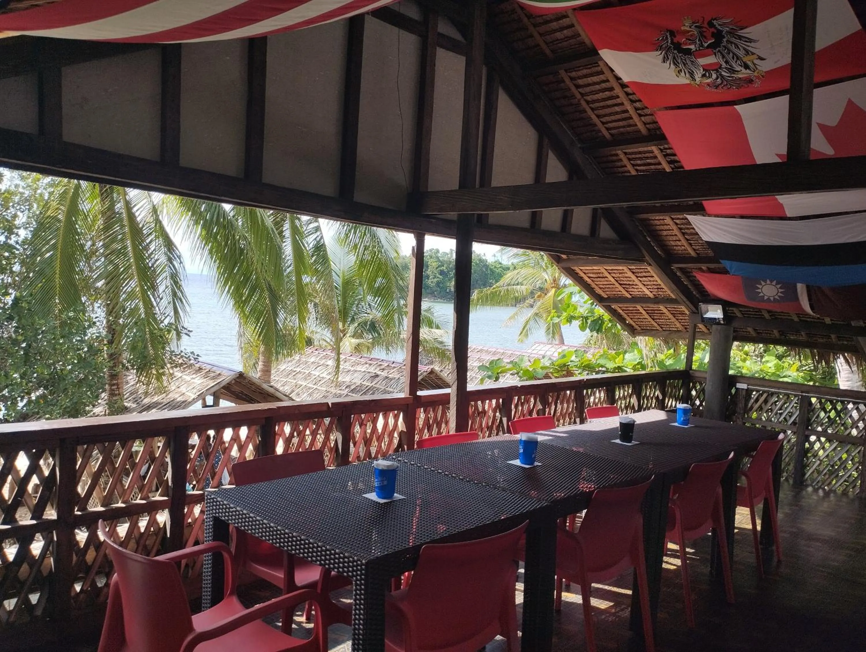 Restaurant/places to eat in Binucot Beach Resort