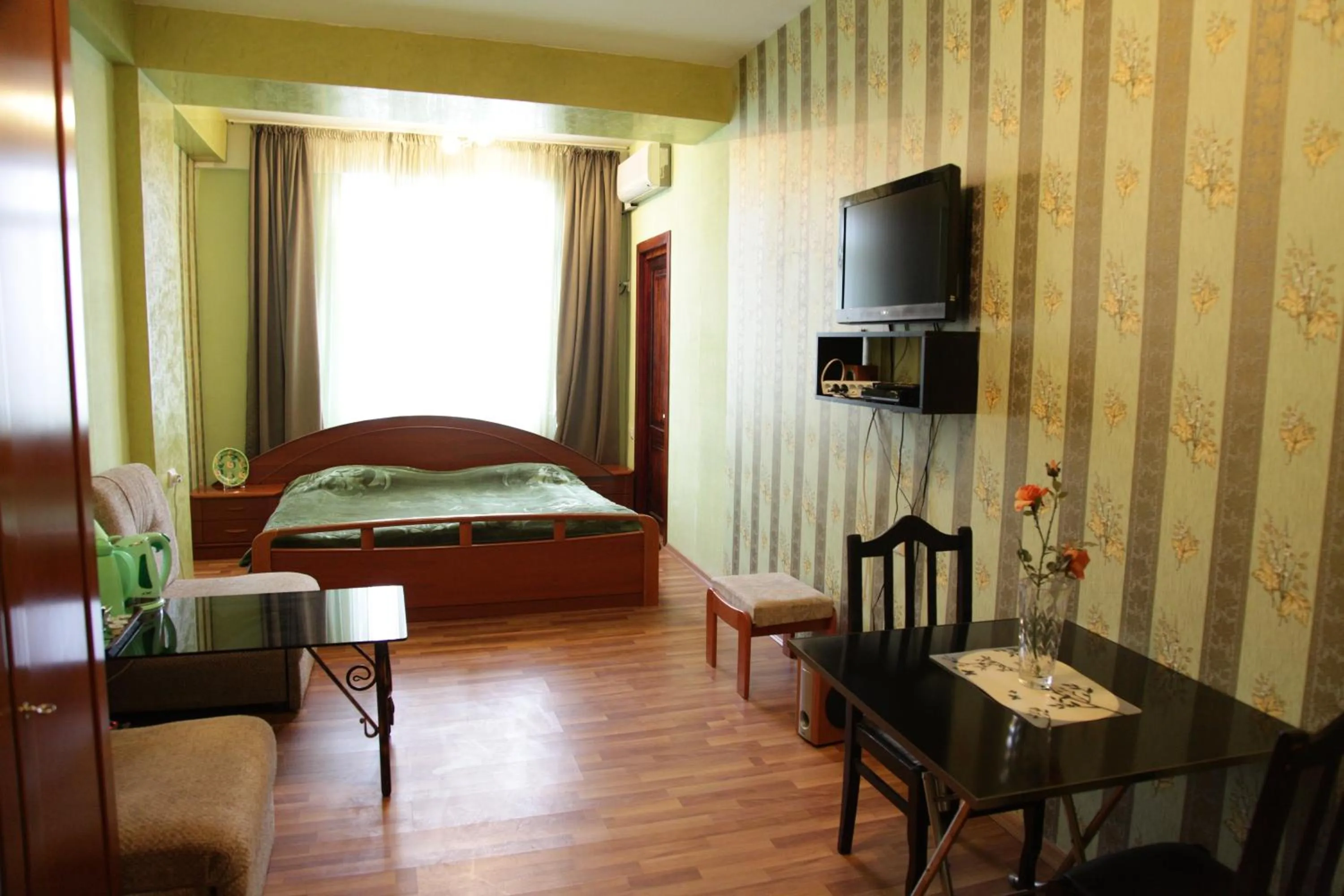 Photo of the whole room, Bed in Mia B&B Tbilisi