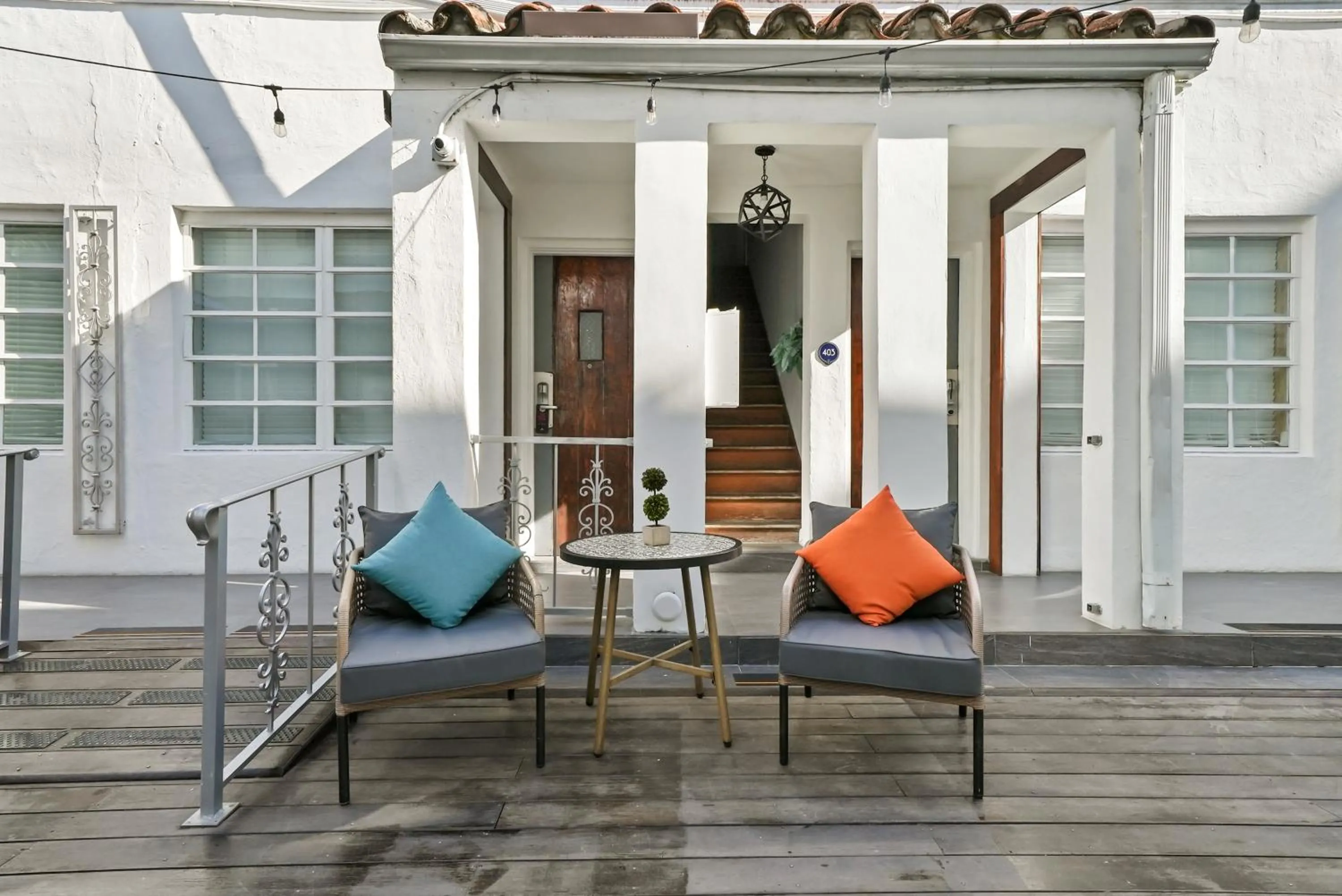 Property building in Chesterfield Hotel & Suites