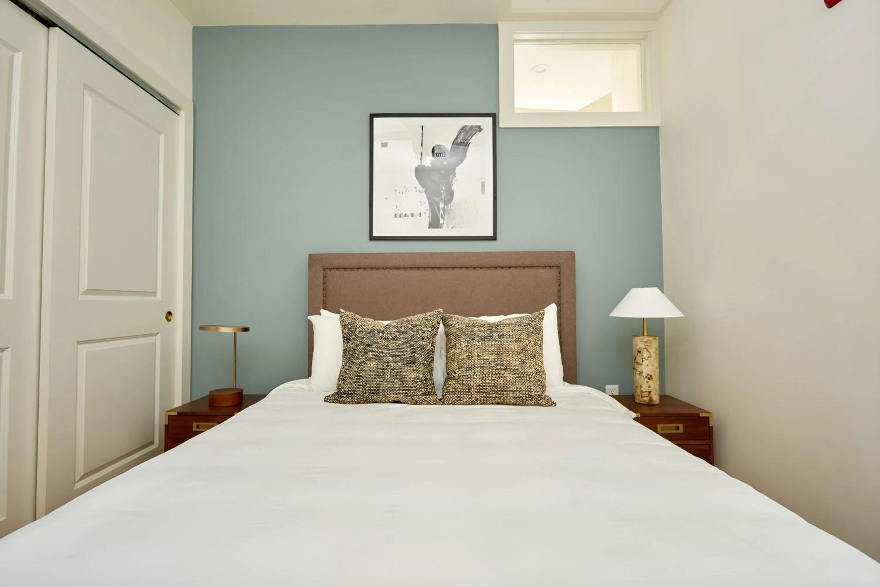Bedroom, Bed in Sonder by Marriott Bonvoy The Louie Apartments CBD