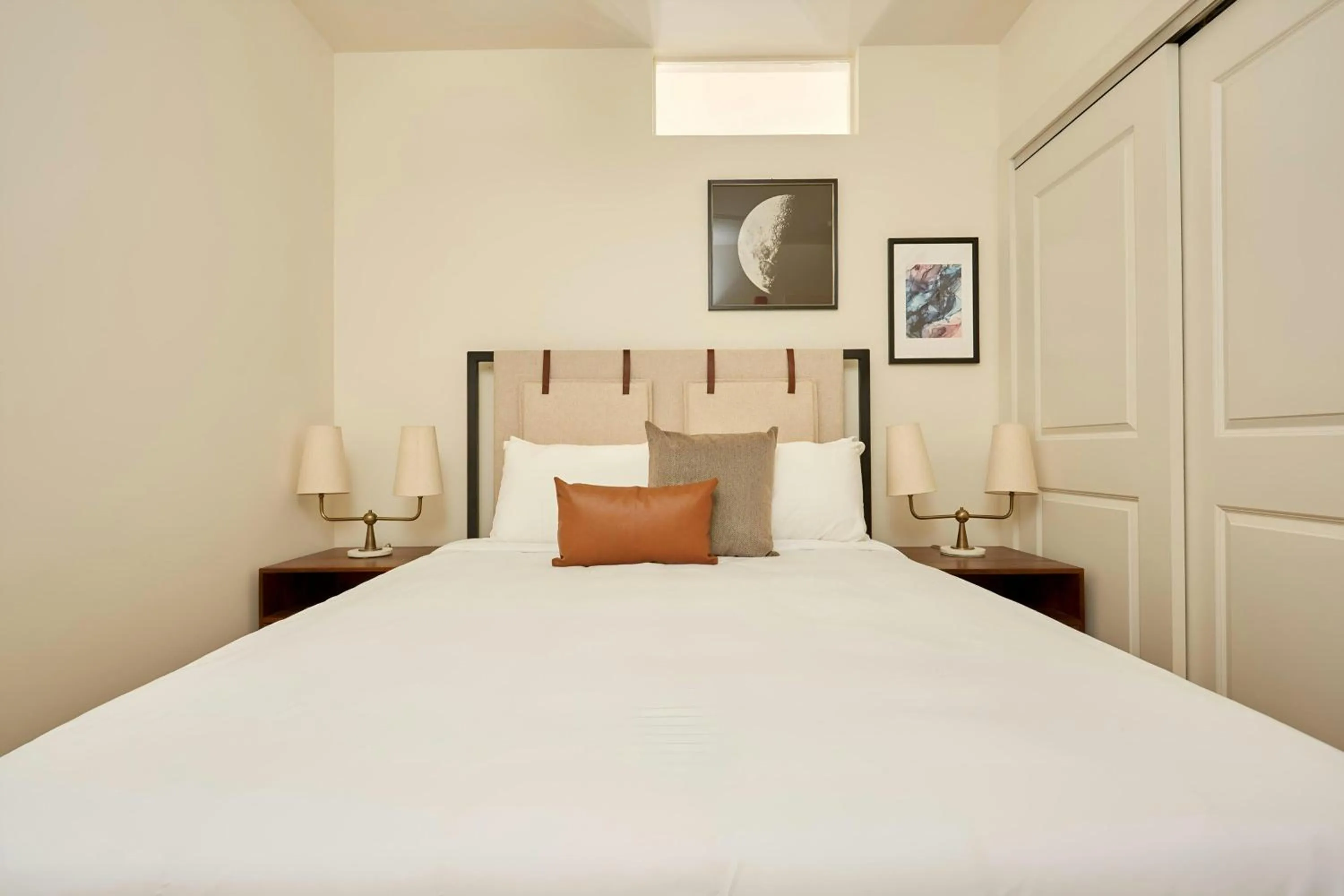 Bedroom, Bed in Sonder by Marriott Bonvoy The Louie Apartments CBD