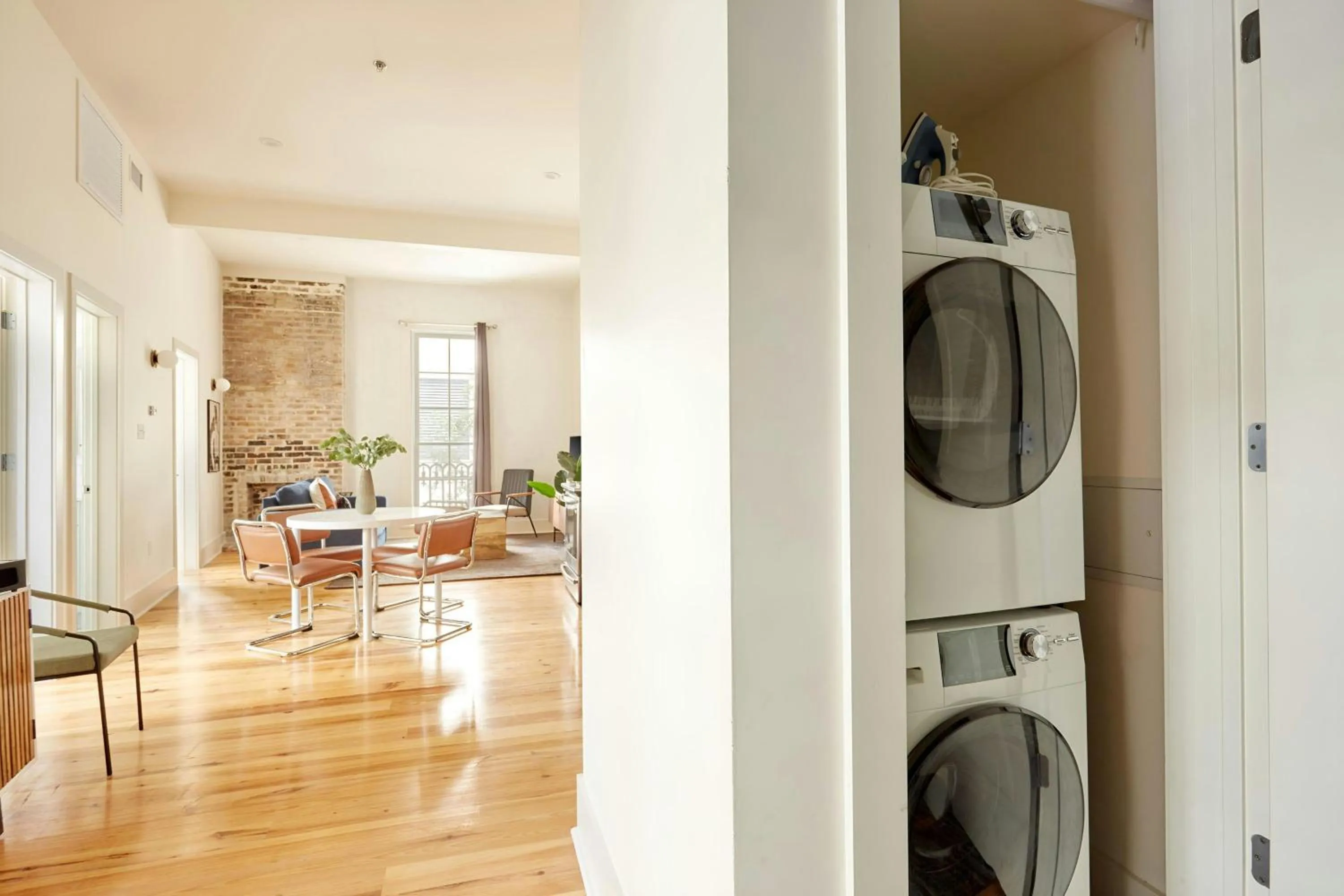 Photo of the whole room in Sonder by Marriott Bonvoy The Louie Apartments CBD