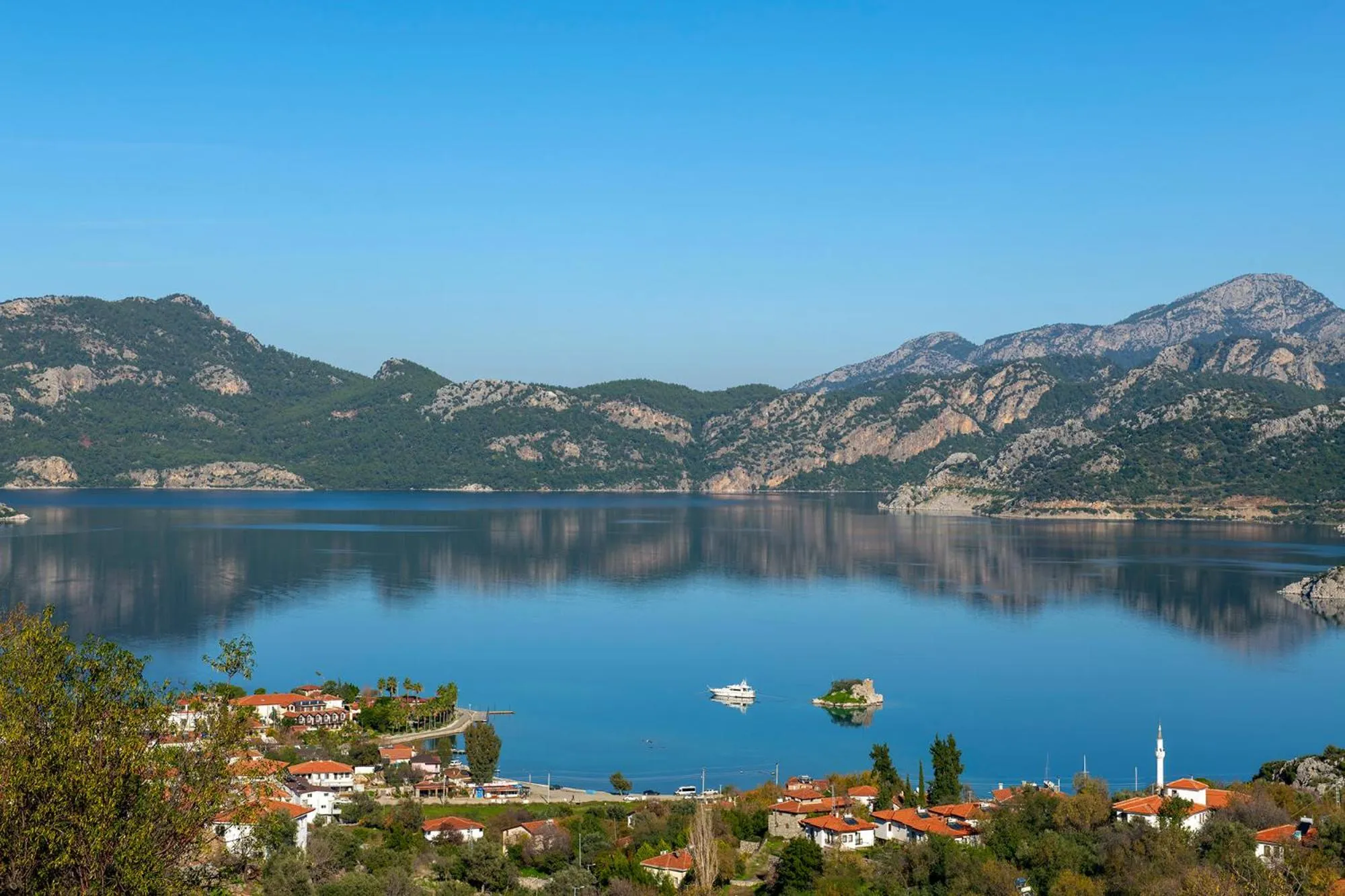 Property building in Swan Lake Hotel - Adult Only