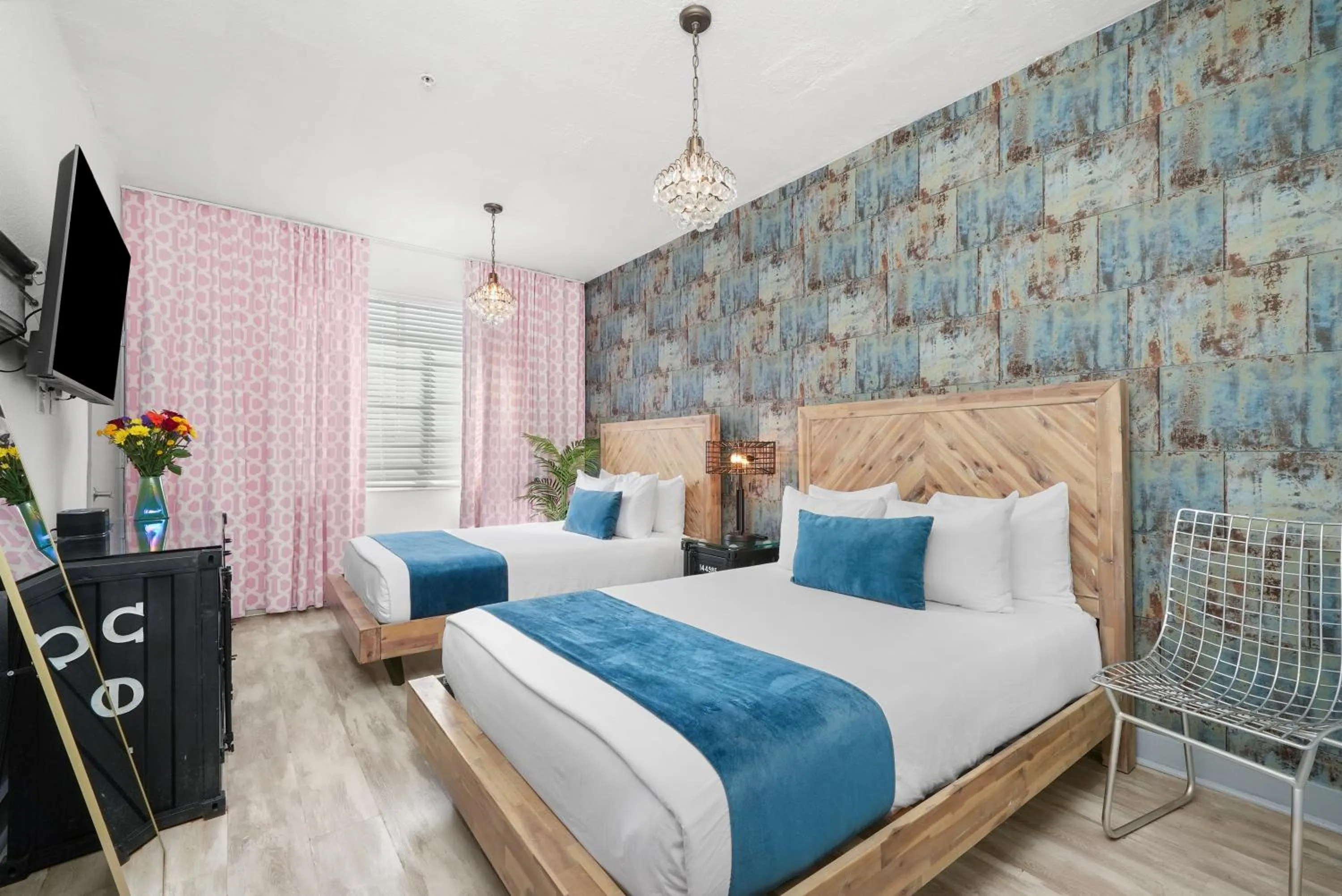 Bed in Whitelaw Hotel