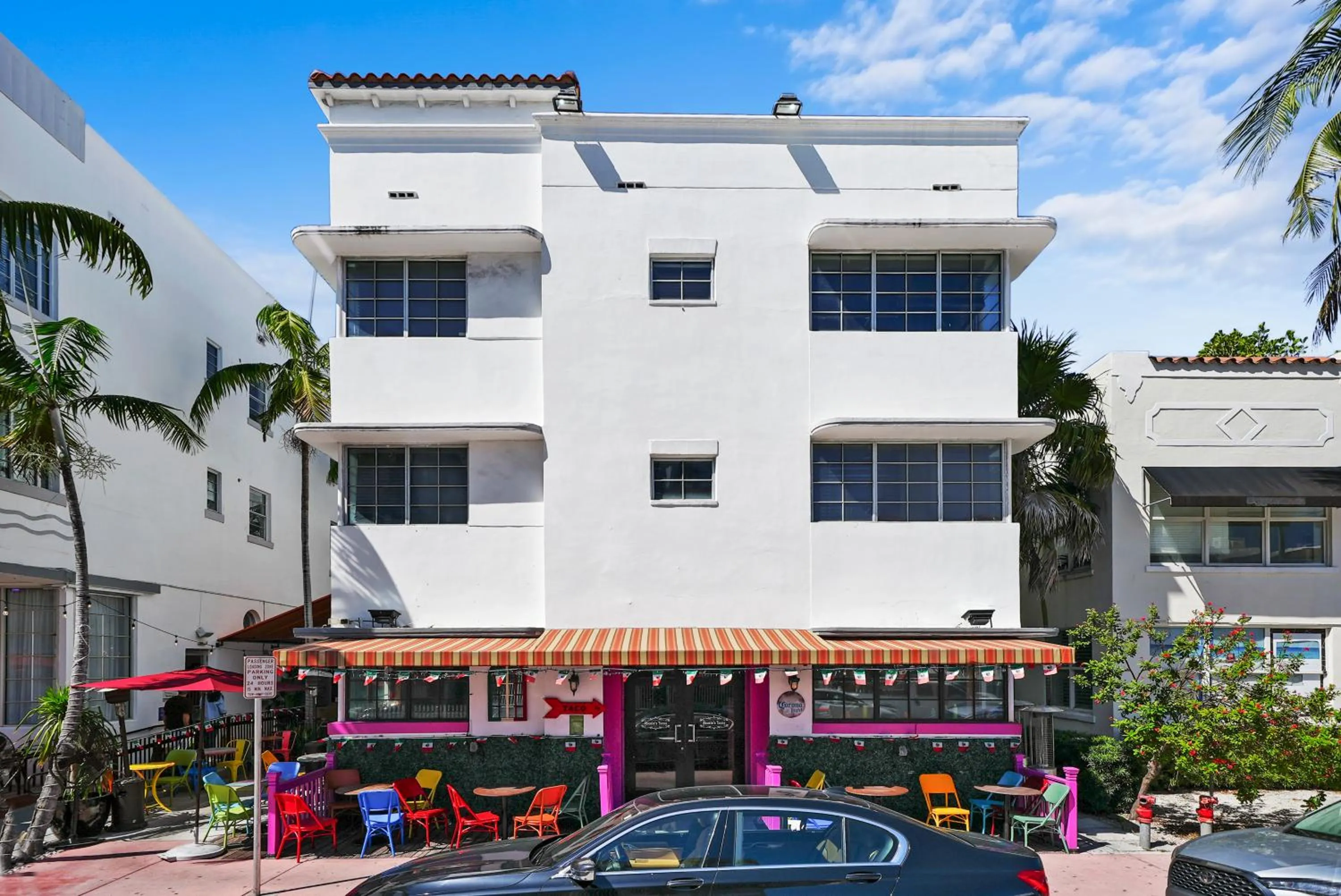 Restaurant/places to eat in Whitelaw Hotel