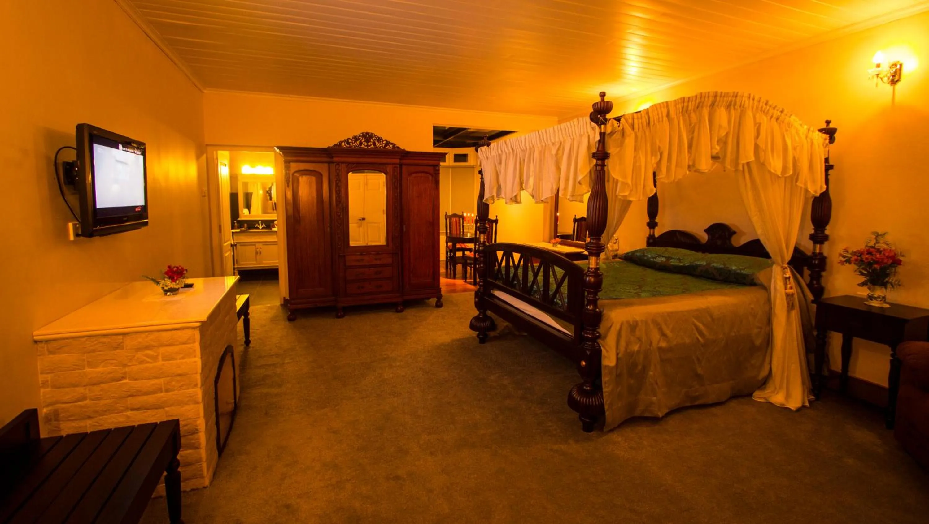 Bedroom, Bed in The Firs