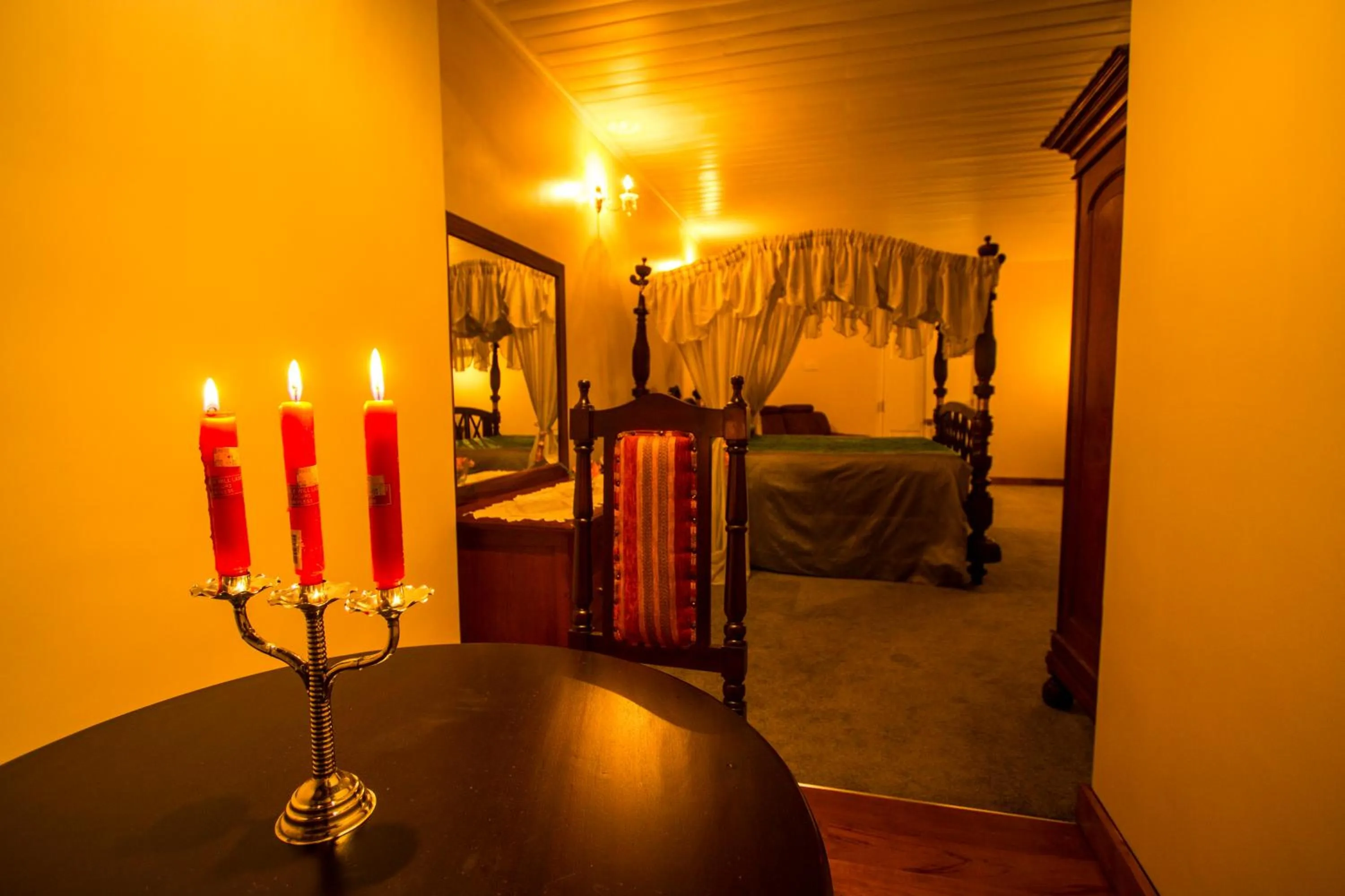 Bedroom, Bed in The Firs