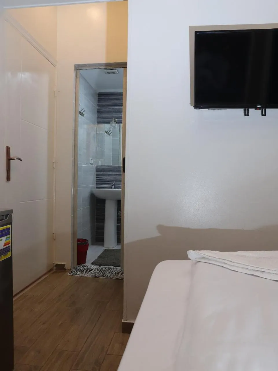 TV and multimedia, Bed in Golden Palace Hotel