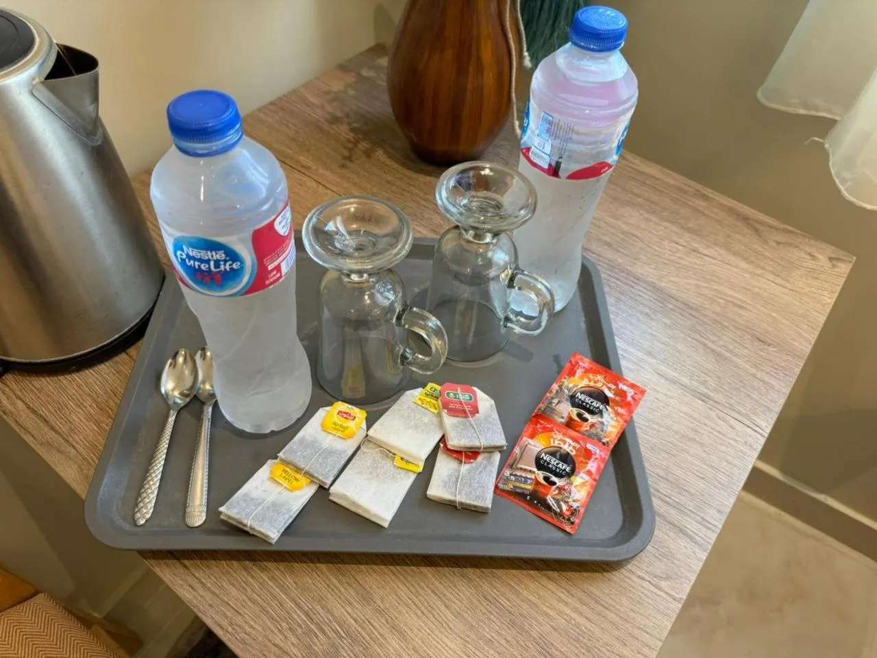 Coffee/tea facilities in Golden Palace Hotel