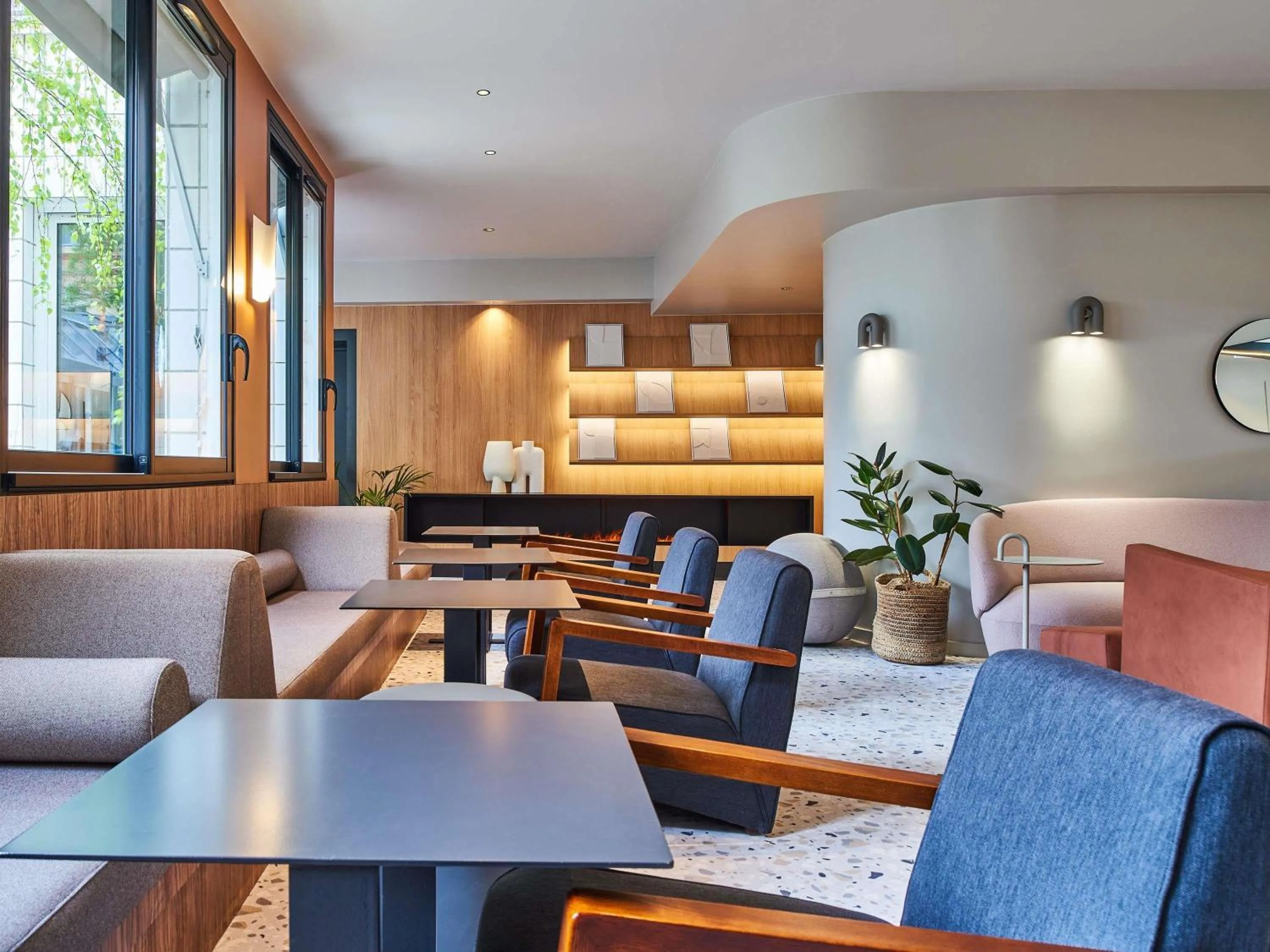 Property building in Mercure Paris 15 Porte de Versailles