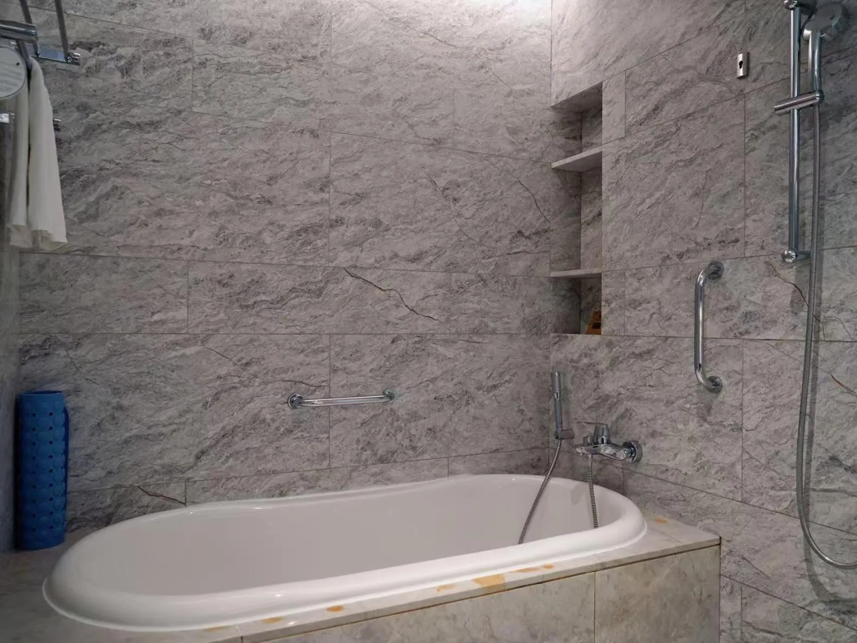 Bathroom in Ascott Raffles City Chongqing