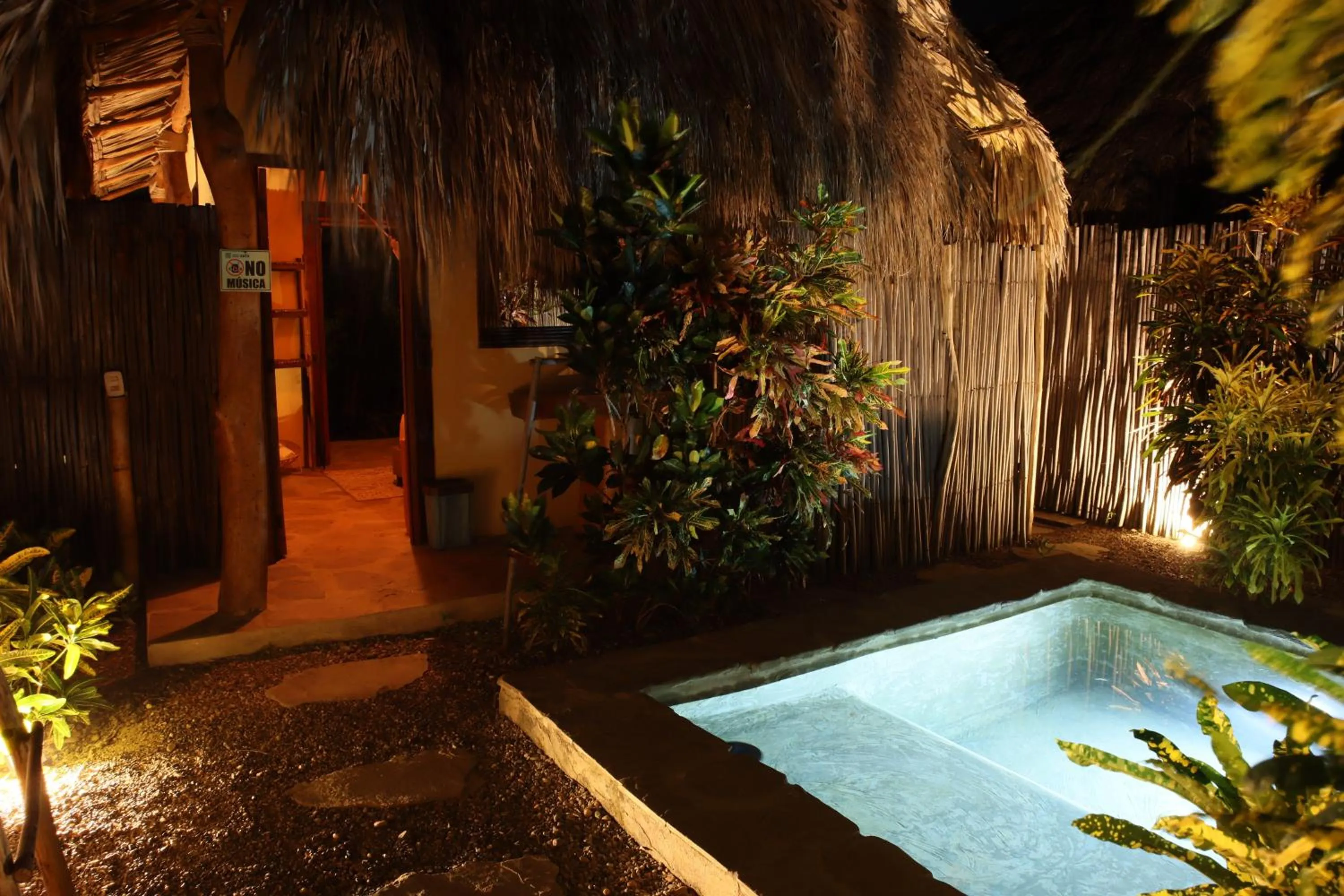 Swimming pool in Eco Xata