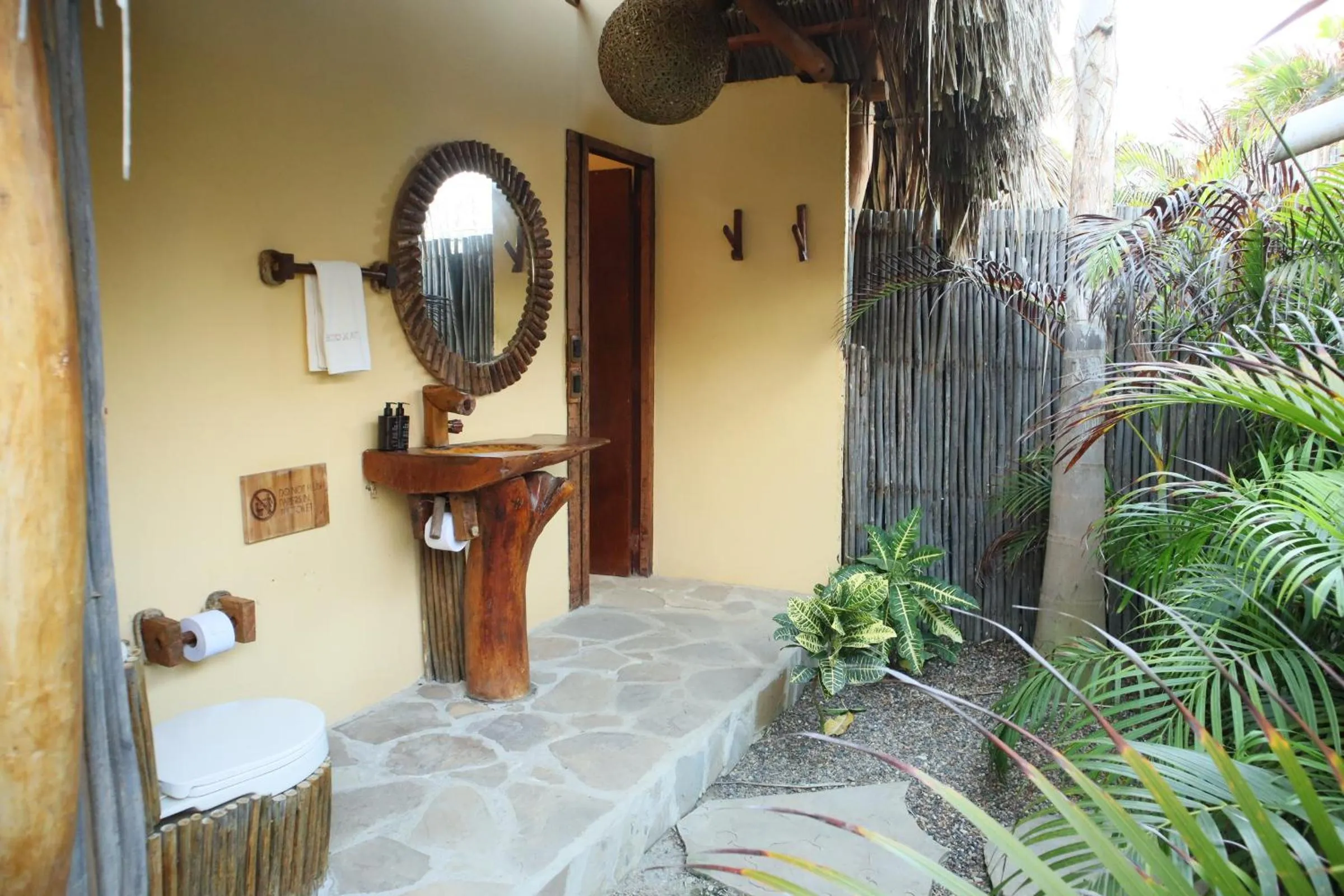 Bathroom in Eco Xata