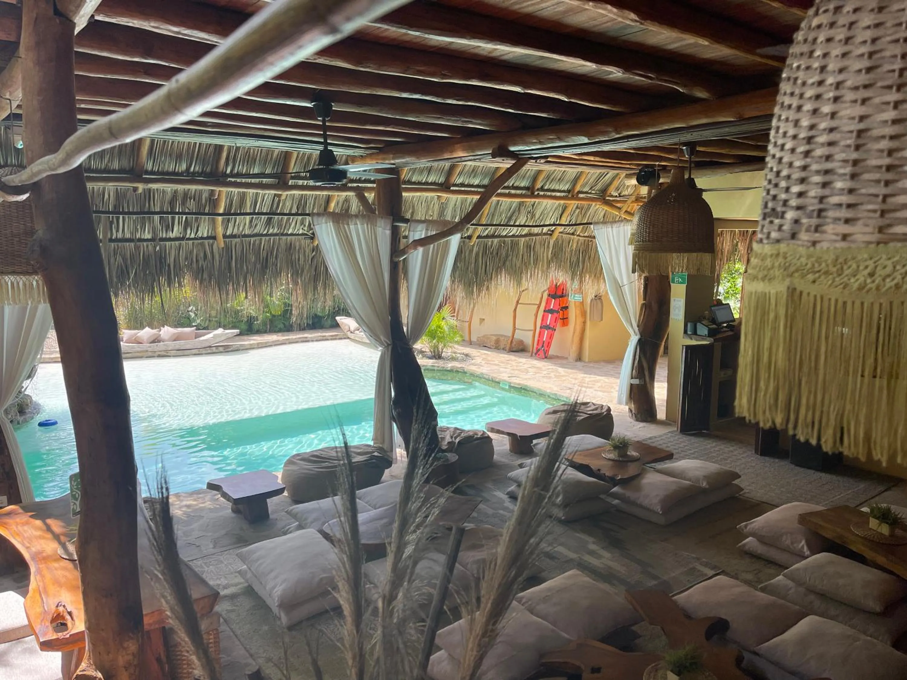 Restaurant/places to eat in Eco Xata