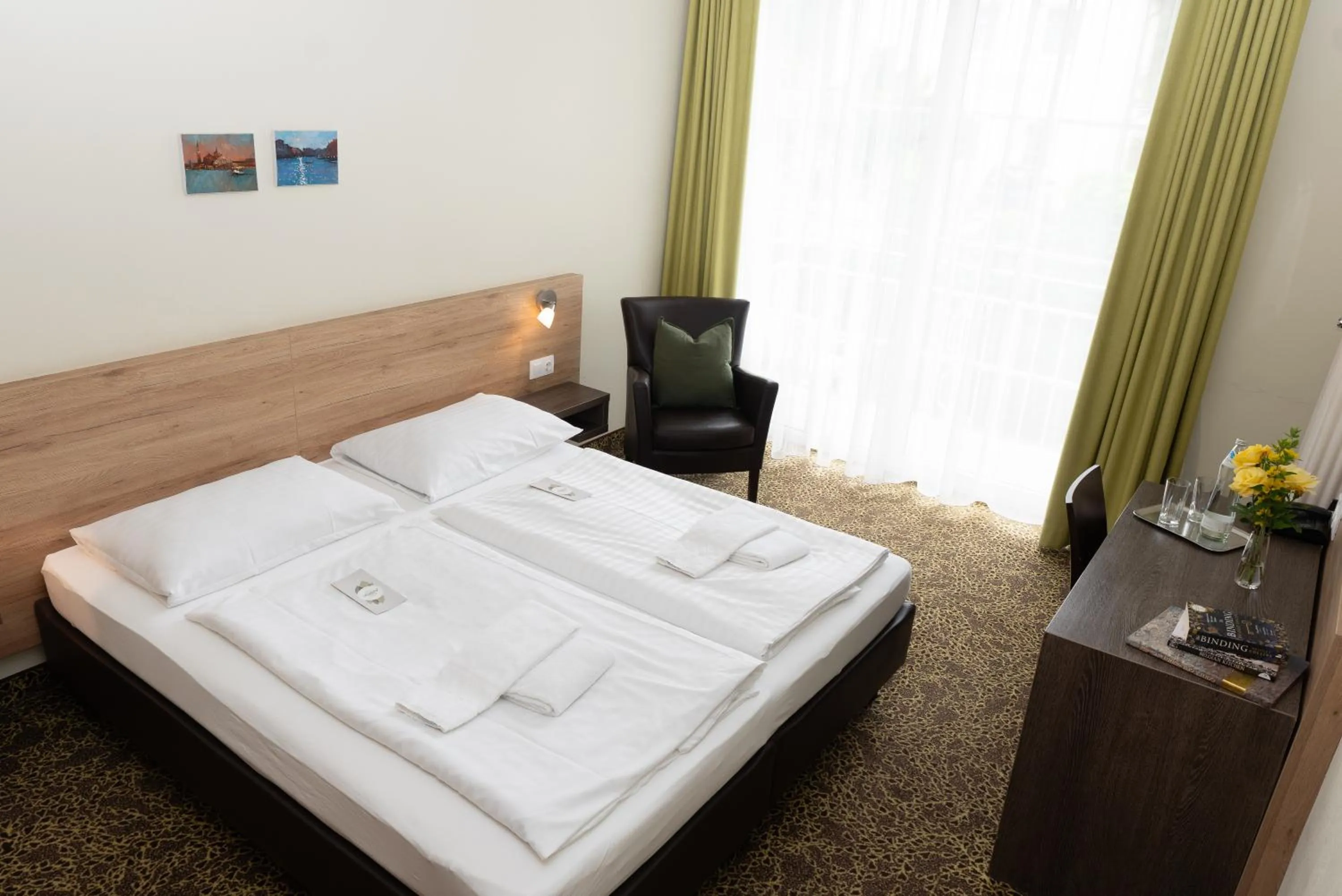 Photo of the whole room, Bed in Hotel Lindenhof