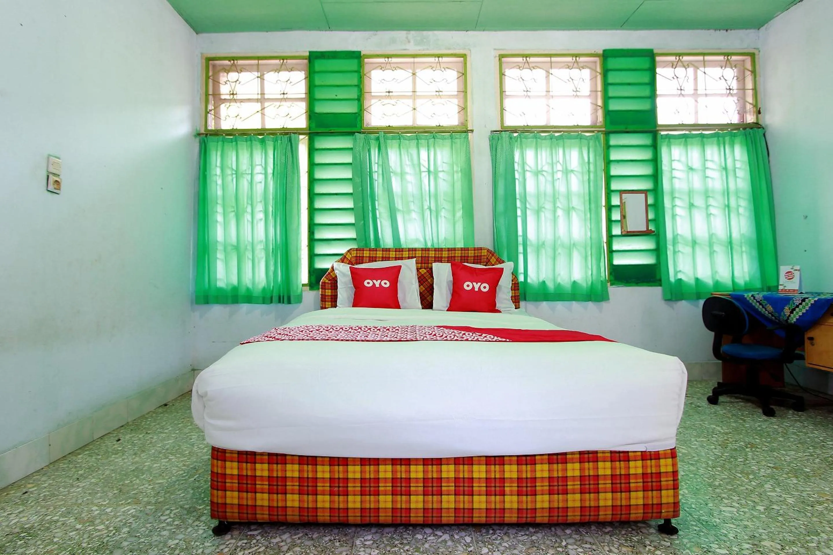 Bedroom, Room Photo in SUPER OYO 1865 Hotel Ss Syariah