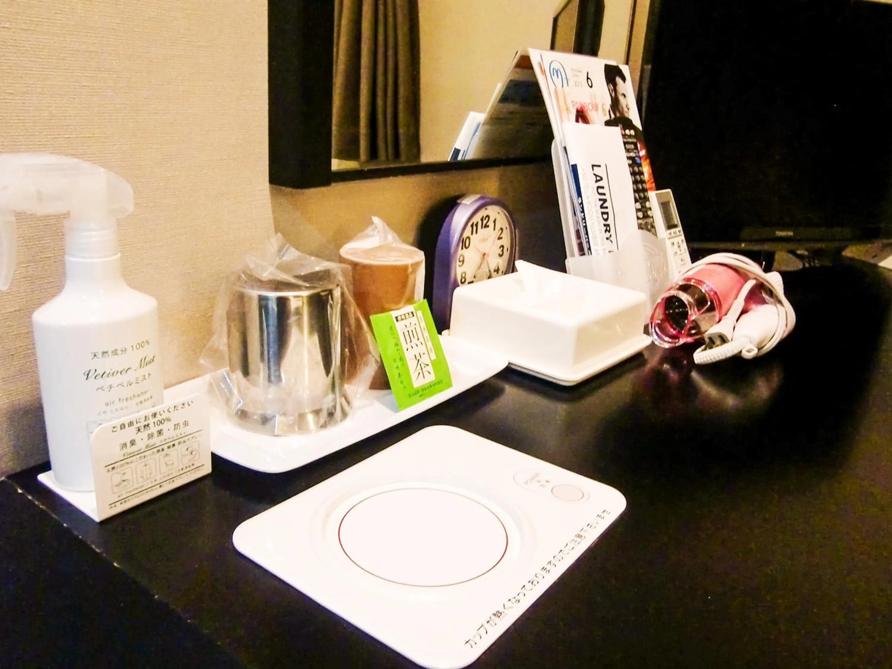 Photo of the whole room in Hotel Abest Shin-Anjo-Ekimae