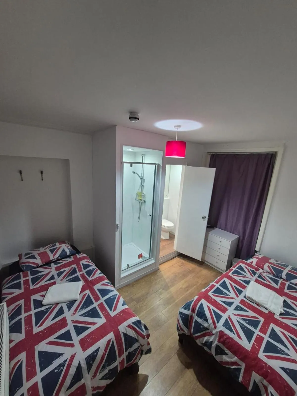 Photo of the whole room, Bed in Saint James Backpackers