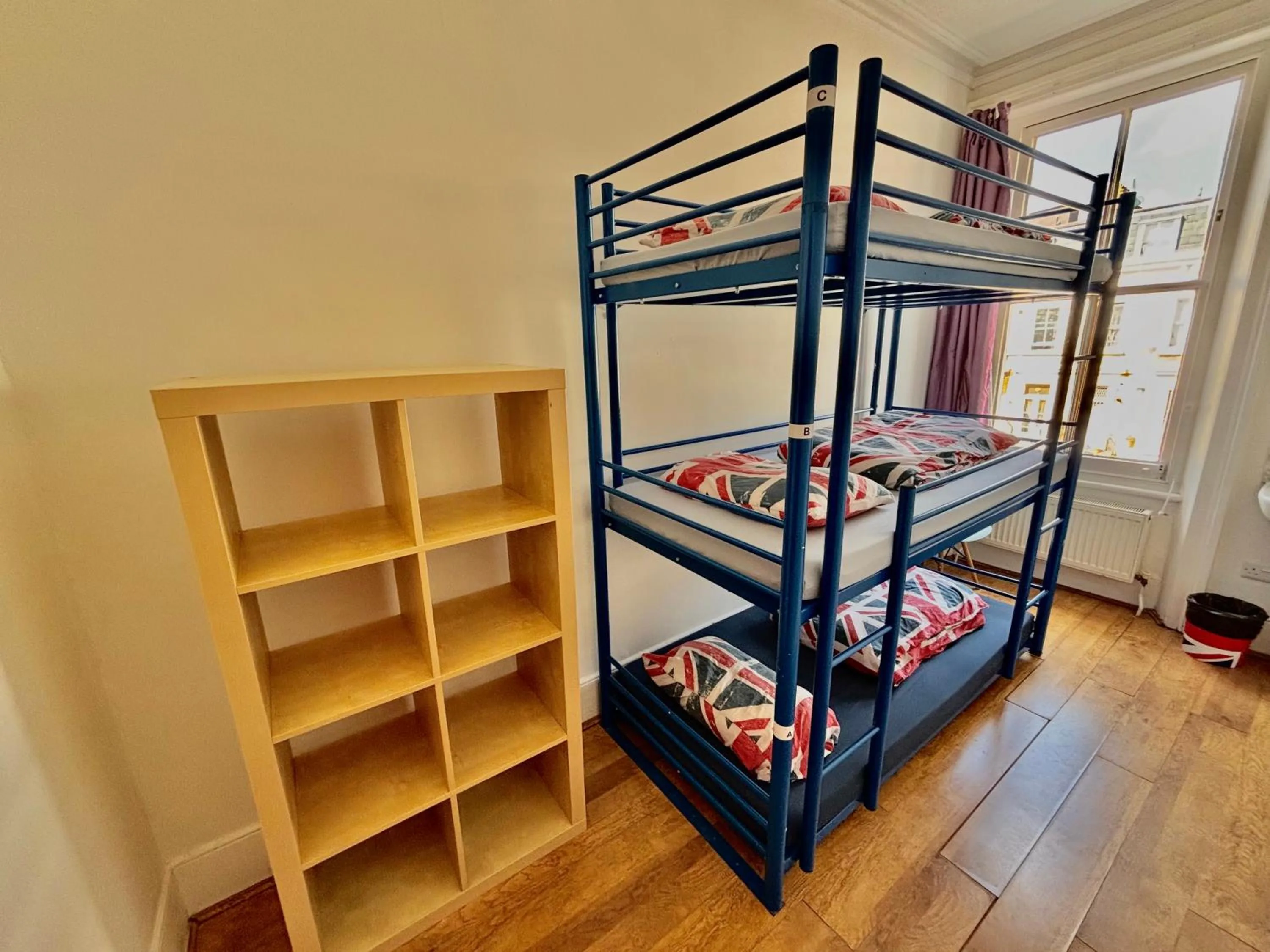 Bed in Saint James Backpackers