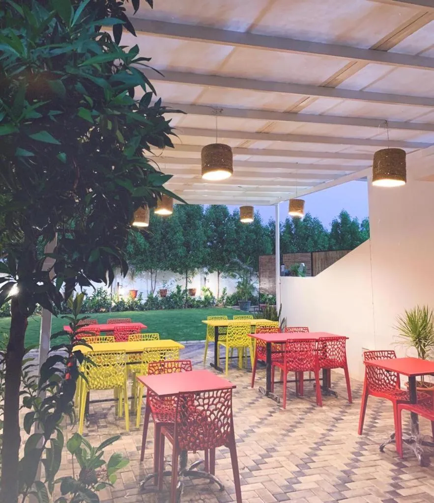 Breakfast in Daze Off Studio house